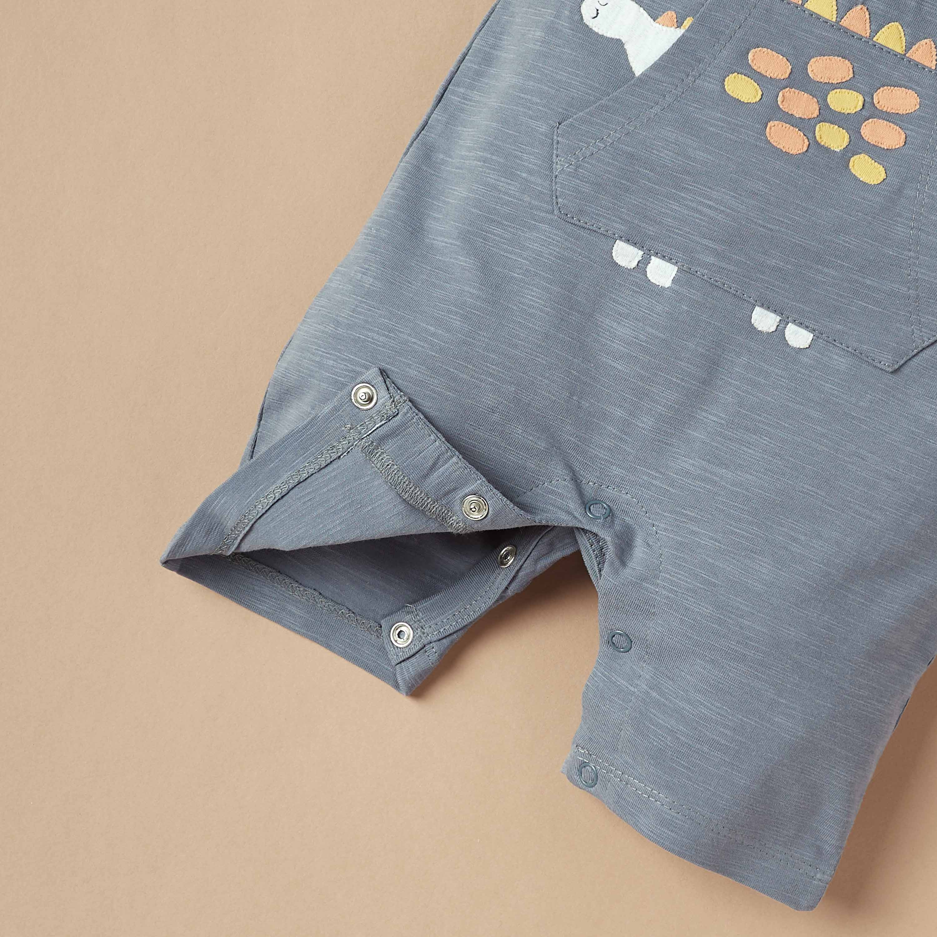 طقم دنغري وتيشيرت بأكمام قصيرة وطبعات ديناصور من جونيورز-baby-boys-clothing-winterwear-rompers-image-4
