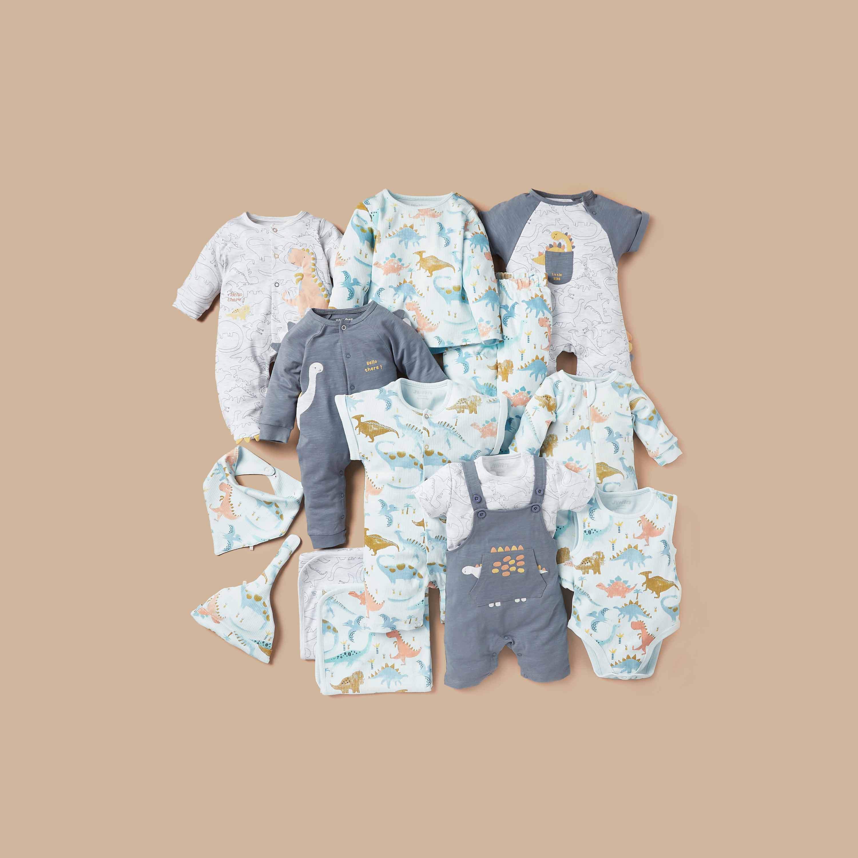 طقم دنغري وتيشيرت بأكمام قصيرة وطبعات ديناصور من جونيورز-baby-boys-clothing-winterwear-rompers-image-6