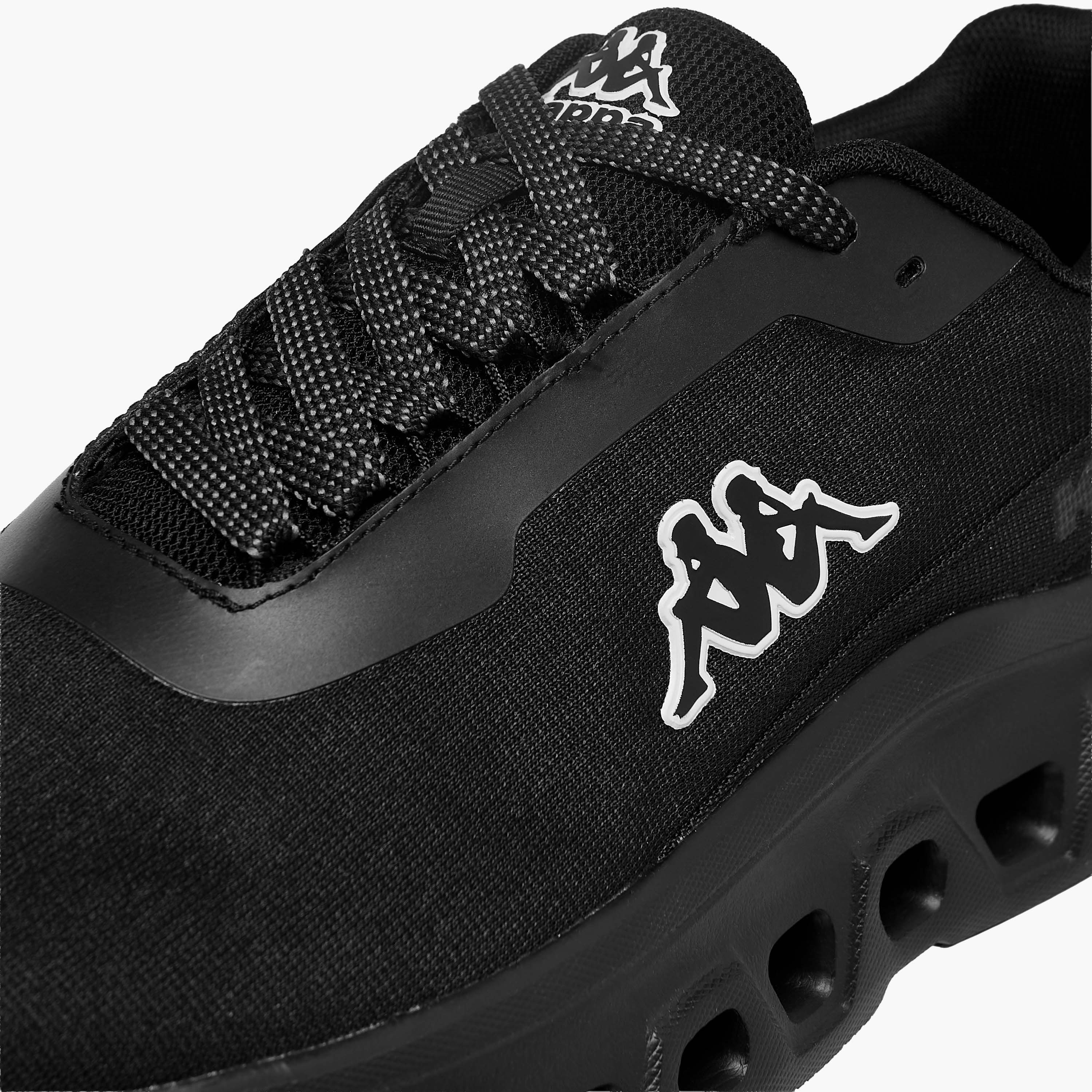 حذاء رياضي برباط إغلاق للرجال من كابا-sports-men-shoes-image-4