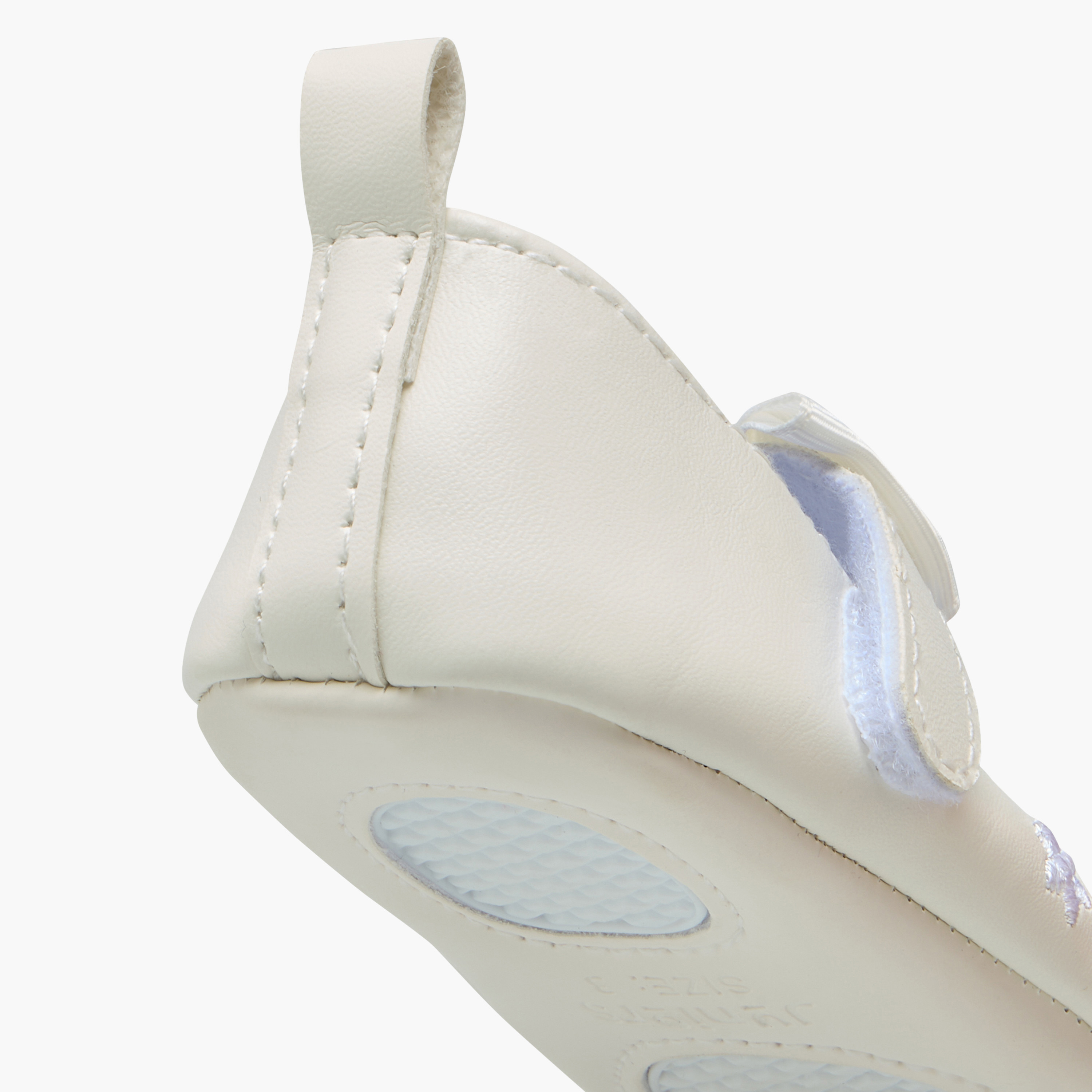 حذاء بوت بزينة فيونطة وشريط إغلاق لاصق من جونيورز-baby-girls-shoes-closedshoes-image-1