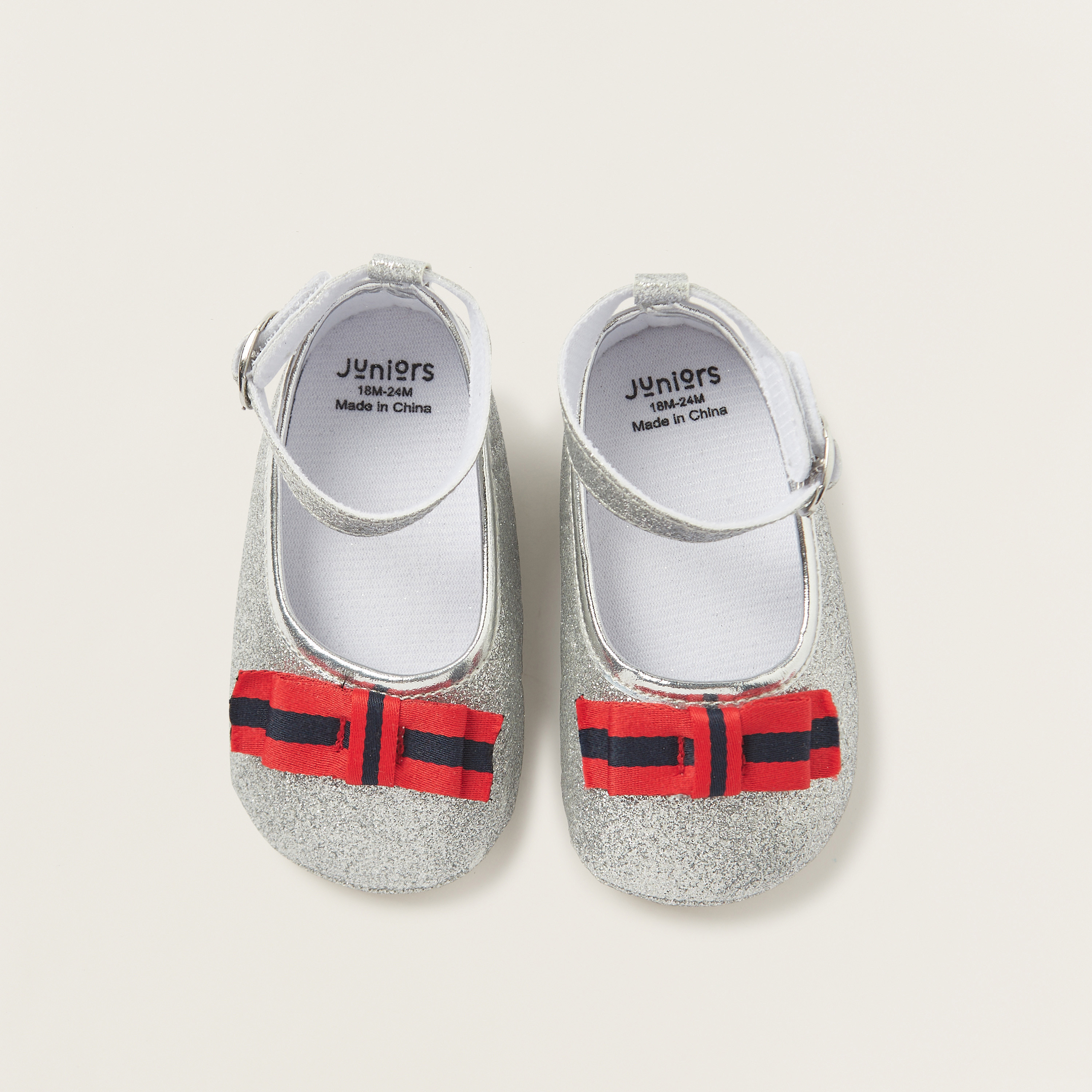بوت بتفاصيل جليتر مع إبزيم للإغلاق وفيونكة من جونيورز-baby-girls-shoes-closedshoes-image-5