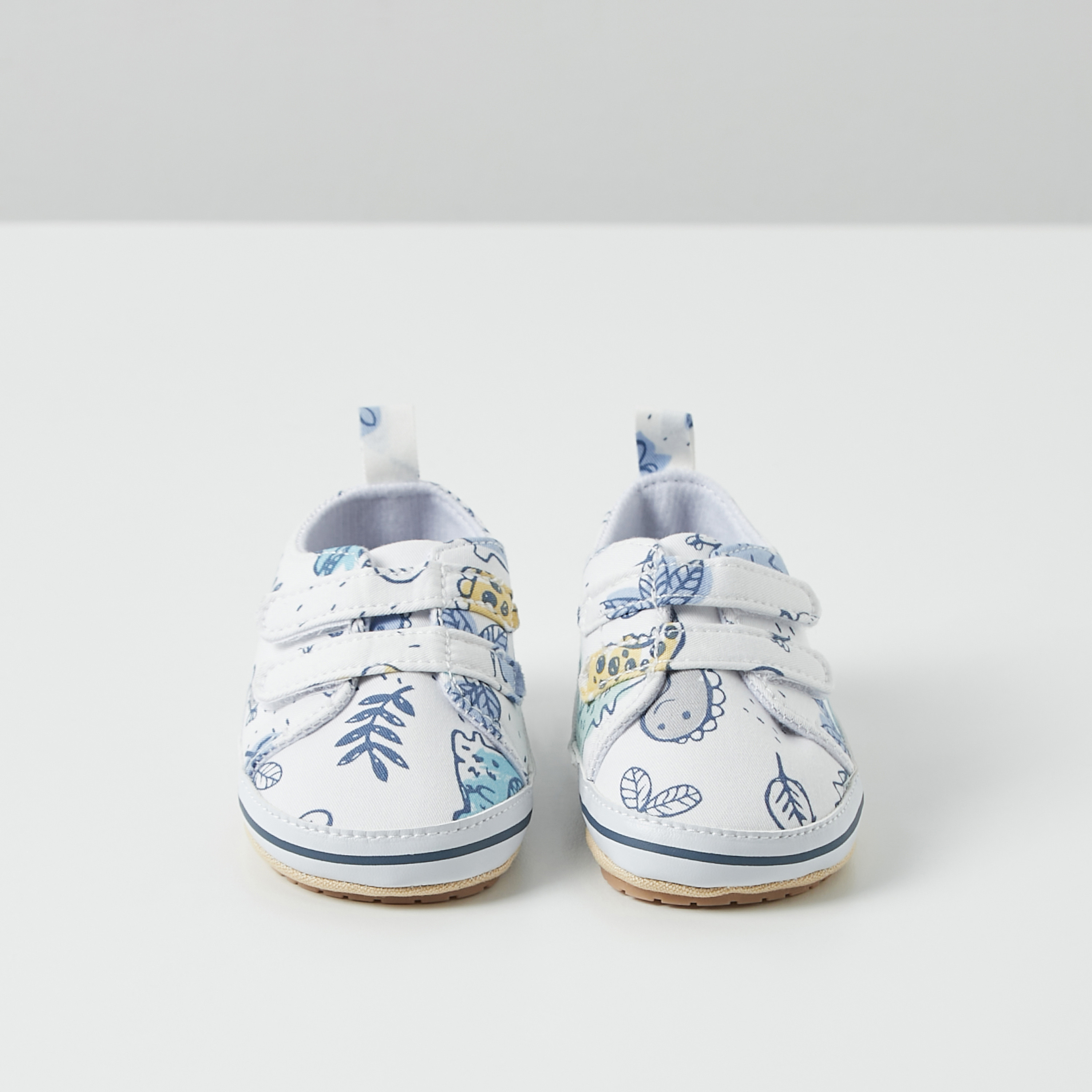 بوت بشريط إغلاق لاصق وطبعات من جونيورز-baby-boys-shoes-closedshoes-image-4