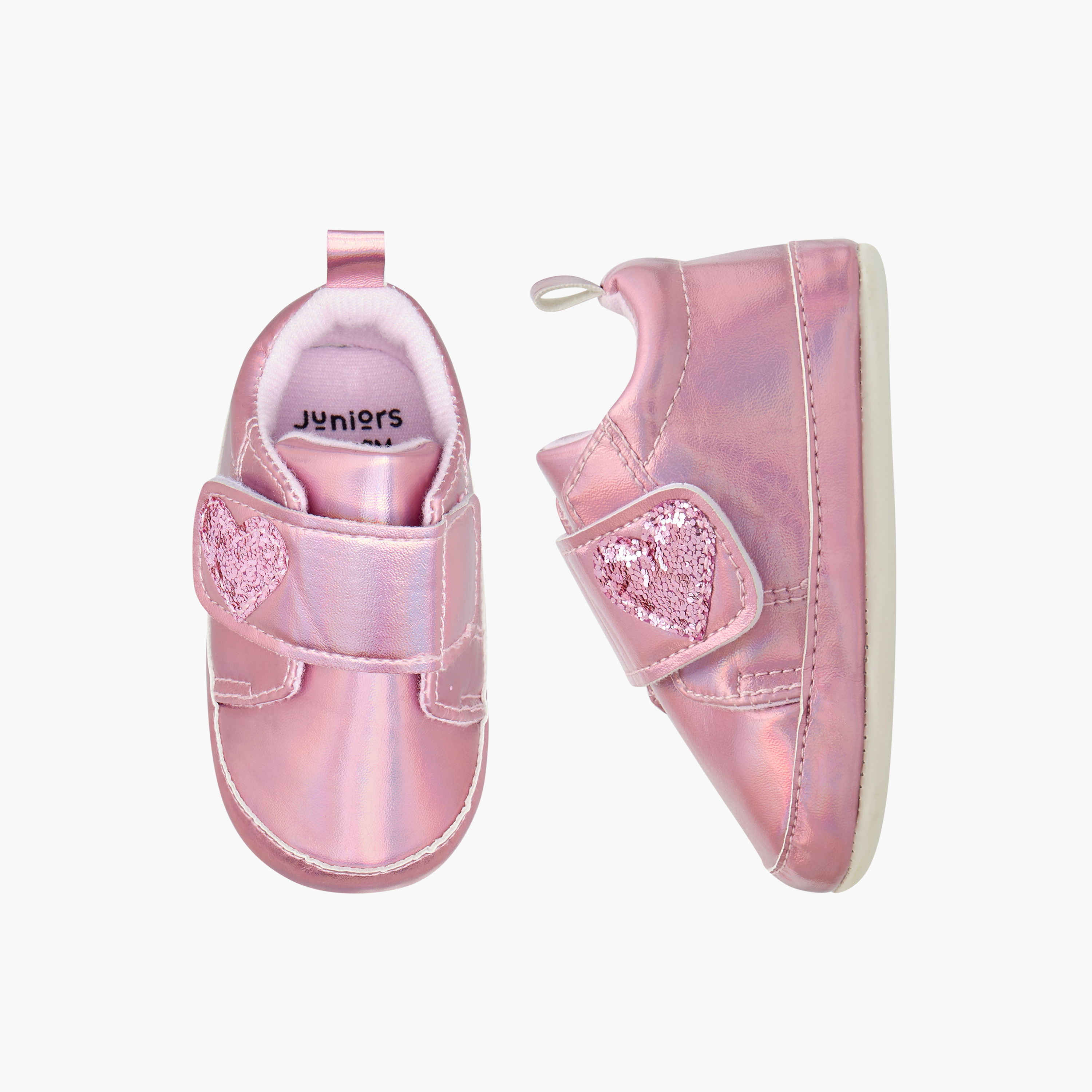 بوت بزخارف قلب وشريط إغلاق لاصق من جونيورز-baby-girls-shoes-closedshoes-image-1