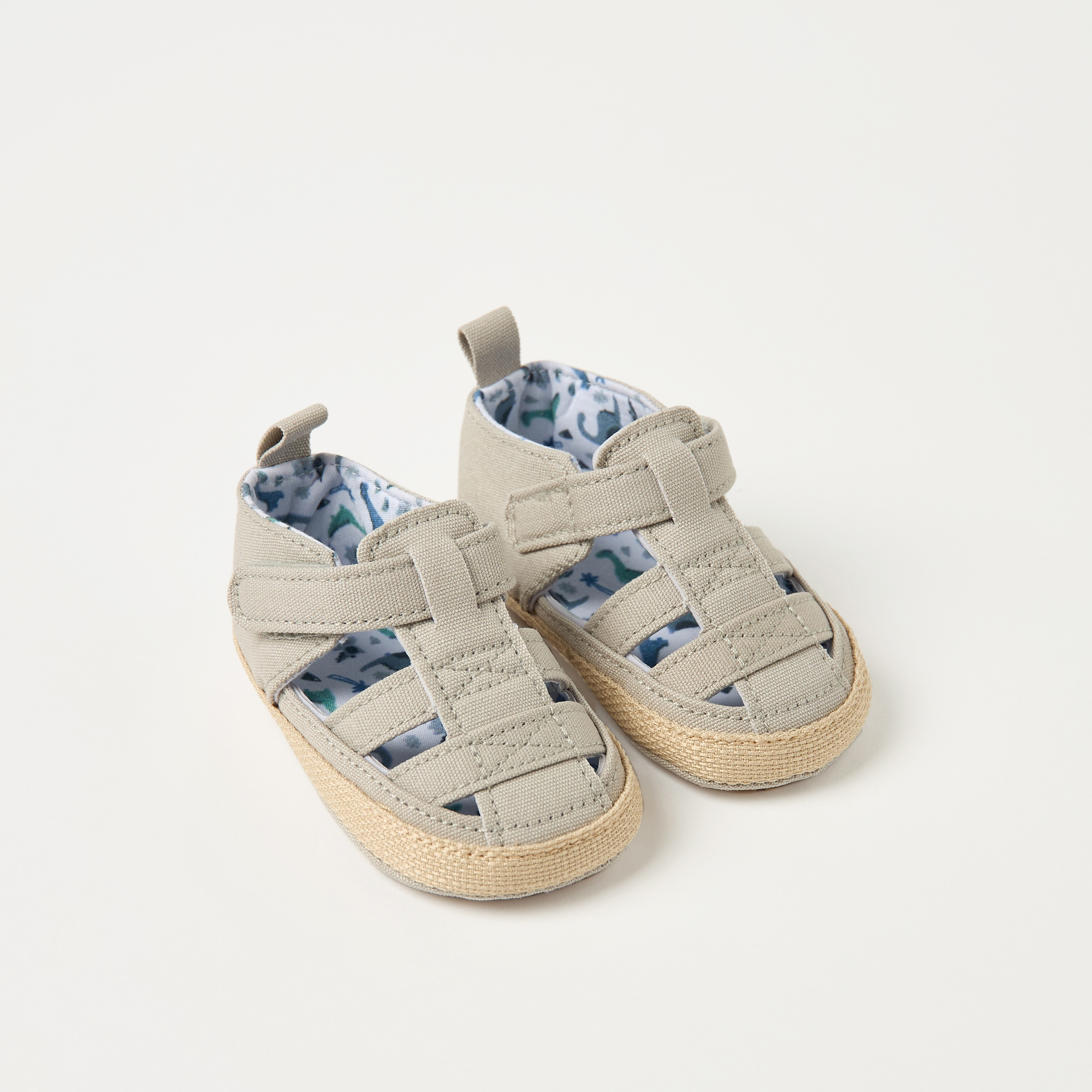 صندل سادة بشريط إغلاق من جونيورز-baby-boys-shoes-sandals-image-2