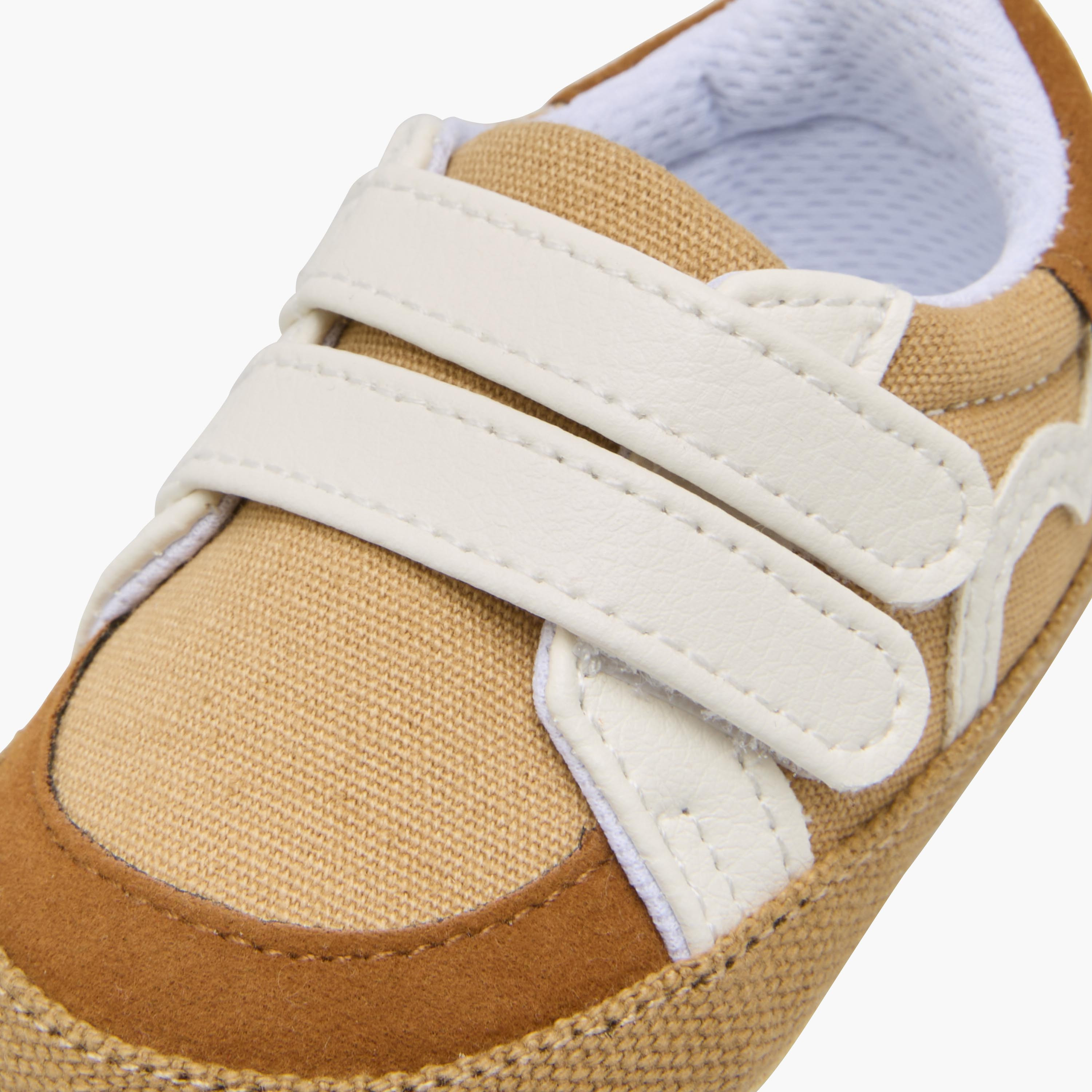 بوت بشريط إغلاق لاصق من جونيورز-baby-boys-shoes-closedshoes-image-2