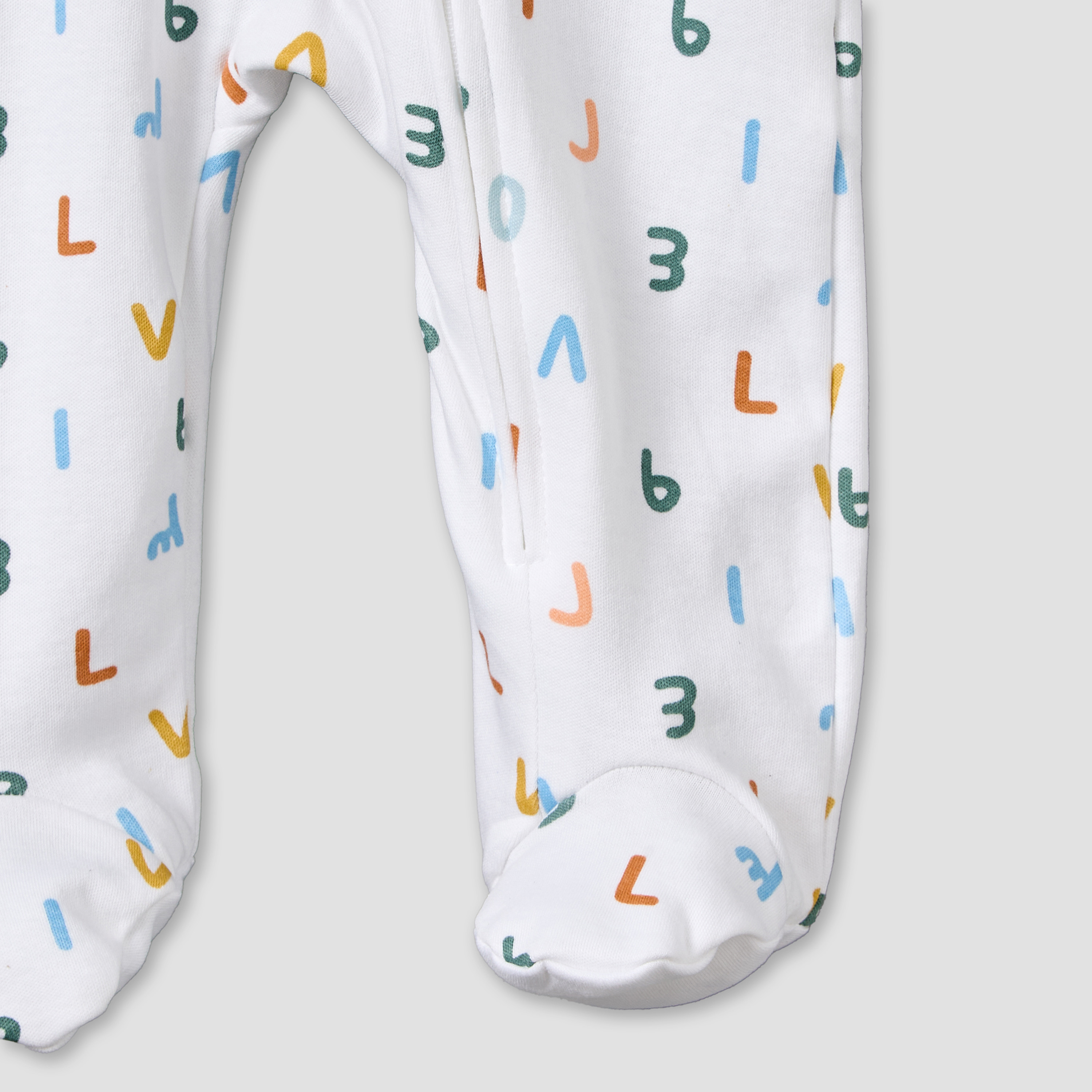 Juniors Cotton Round Neck Long Sleeves Sleepsuit with Alphabet Print-baby-girls-clothing-nightwear-sleepsuits-image-5