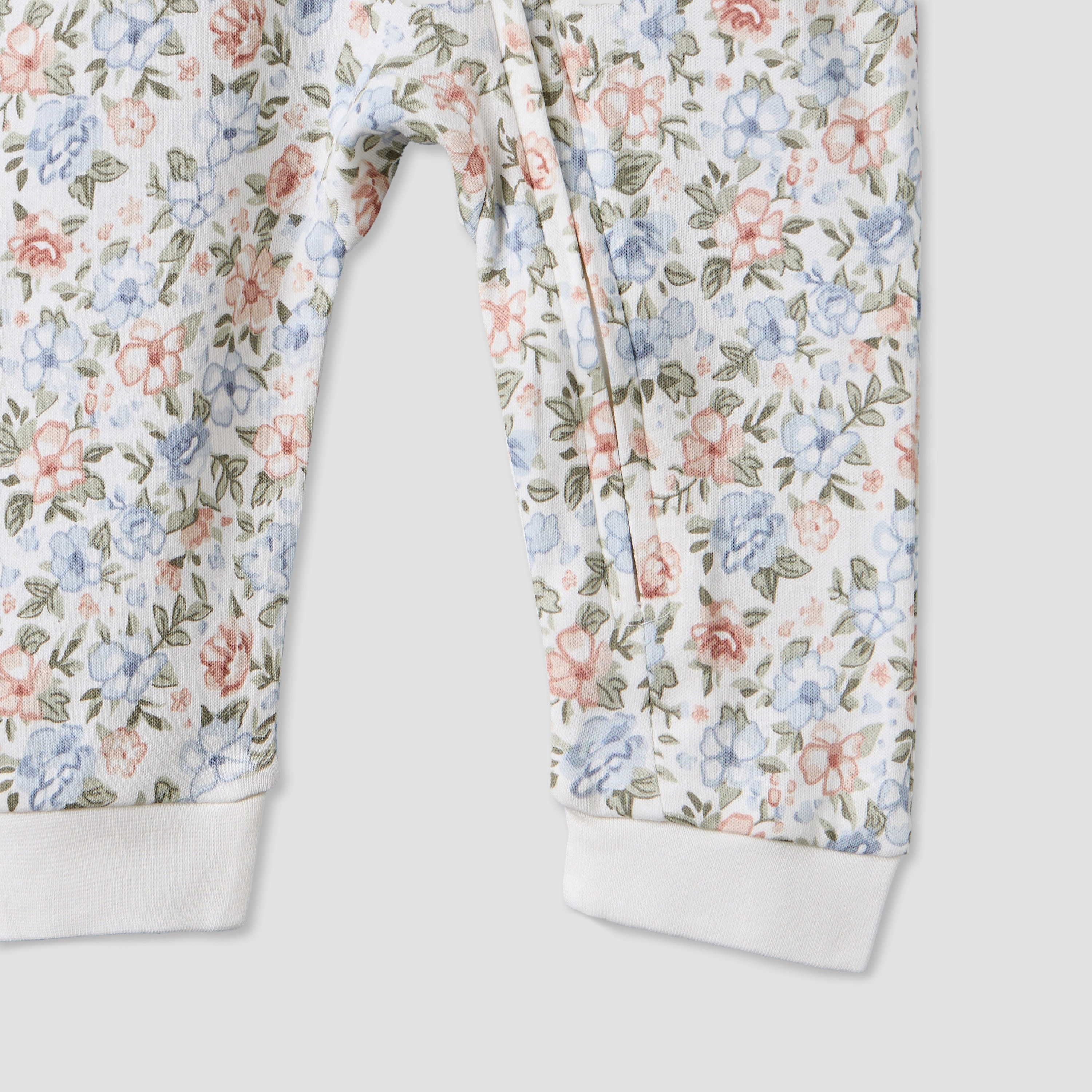 Juniors Cotton Round Neck Long Sleeves Sleepsuit with Floral Print-baby-girls-clothing-nightwear-sleepsuits-image-4
