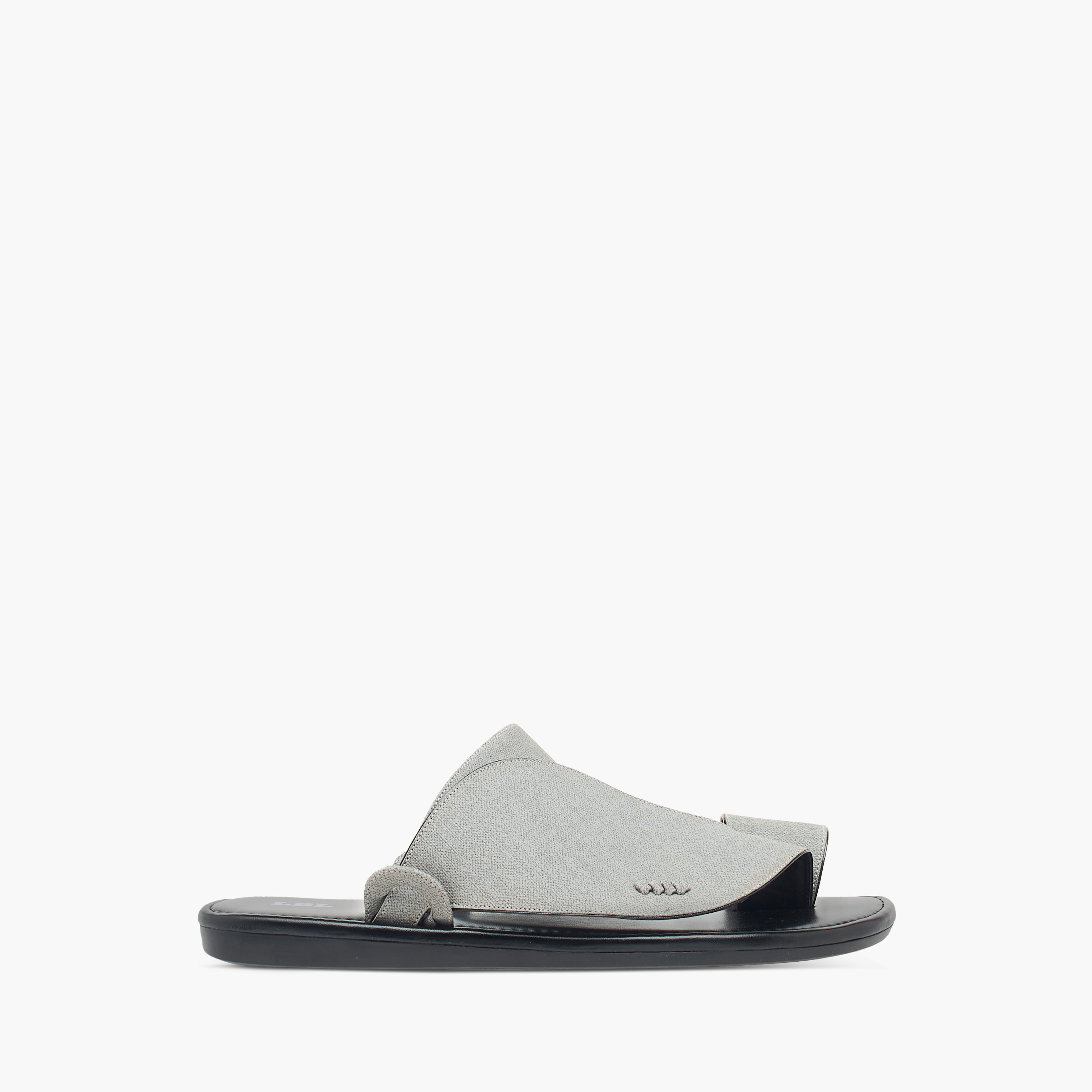LBL by Shoexpress Textured Slip-On Arabic Sandals with Toe Loop Detail-men-shoes-sandals-image-2