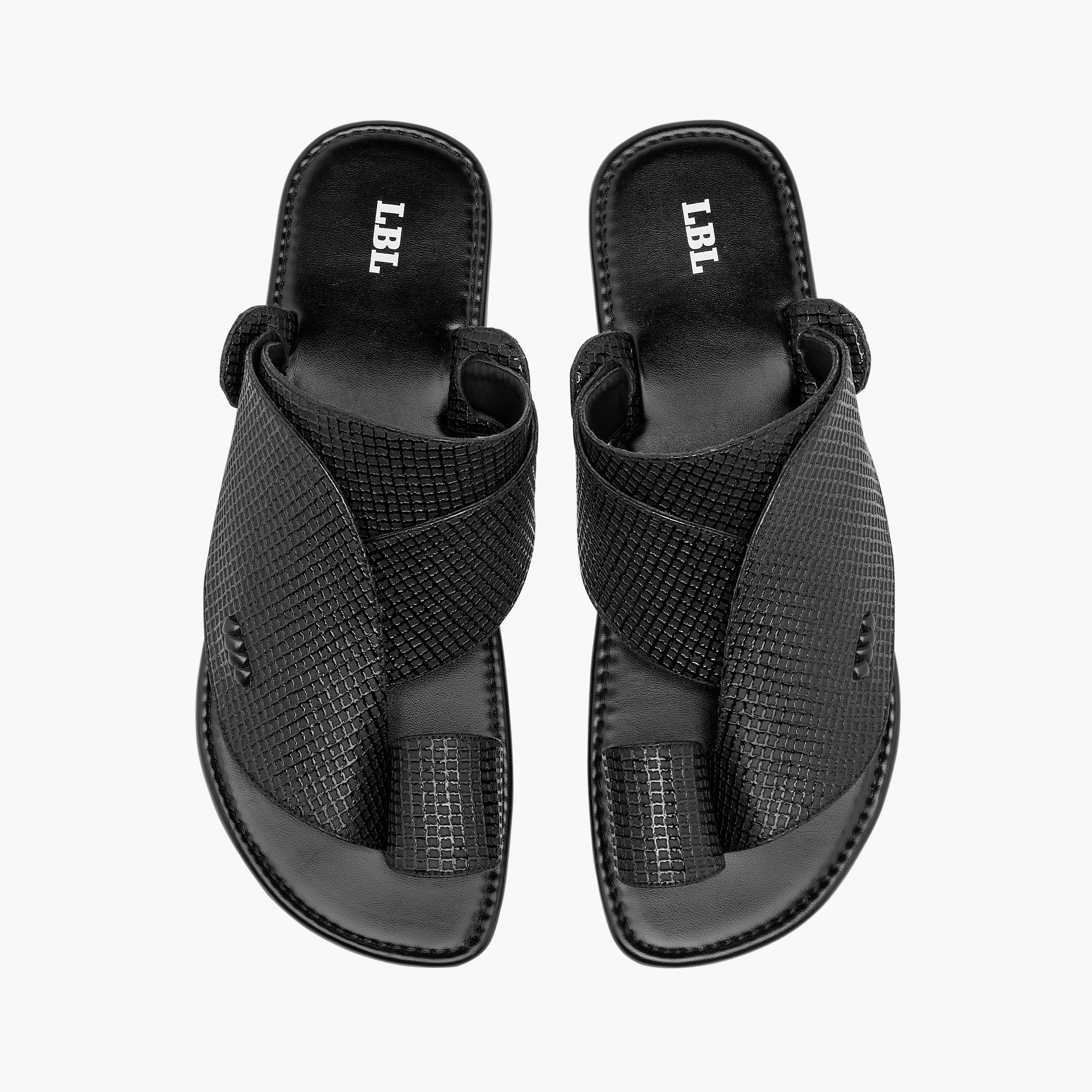 صندل عربي سهل الارتداء بارز الملمس بحلقة إصبع من إل بي إل من شو إكسبريس-men-shoes-sandals-image-1
