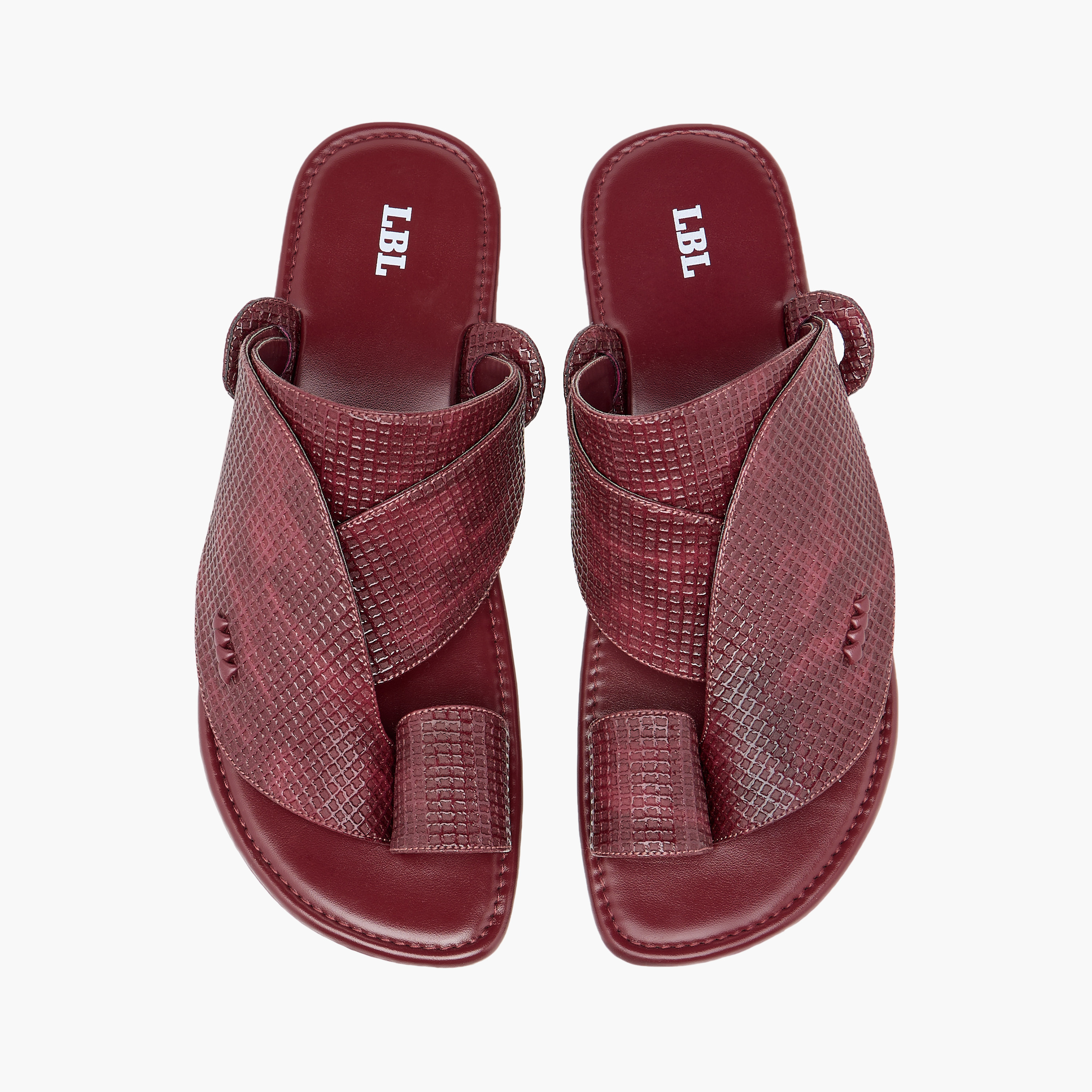 صندل عربي سهل الارتداء بارز الملمس بحلقة إصبع من إل بي إل من شو إكسبريس-men-shoes-sandals-image-5