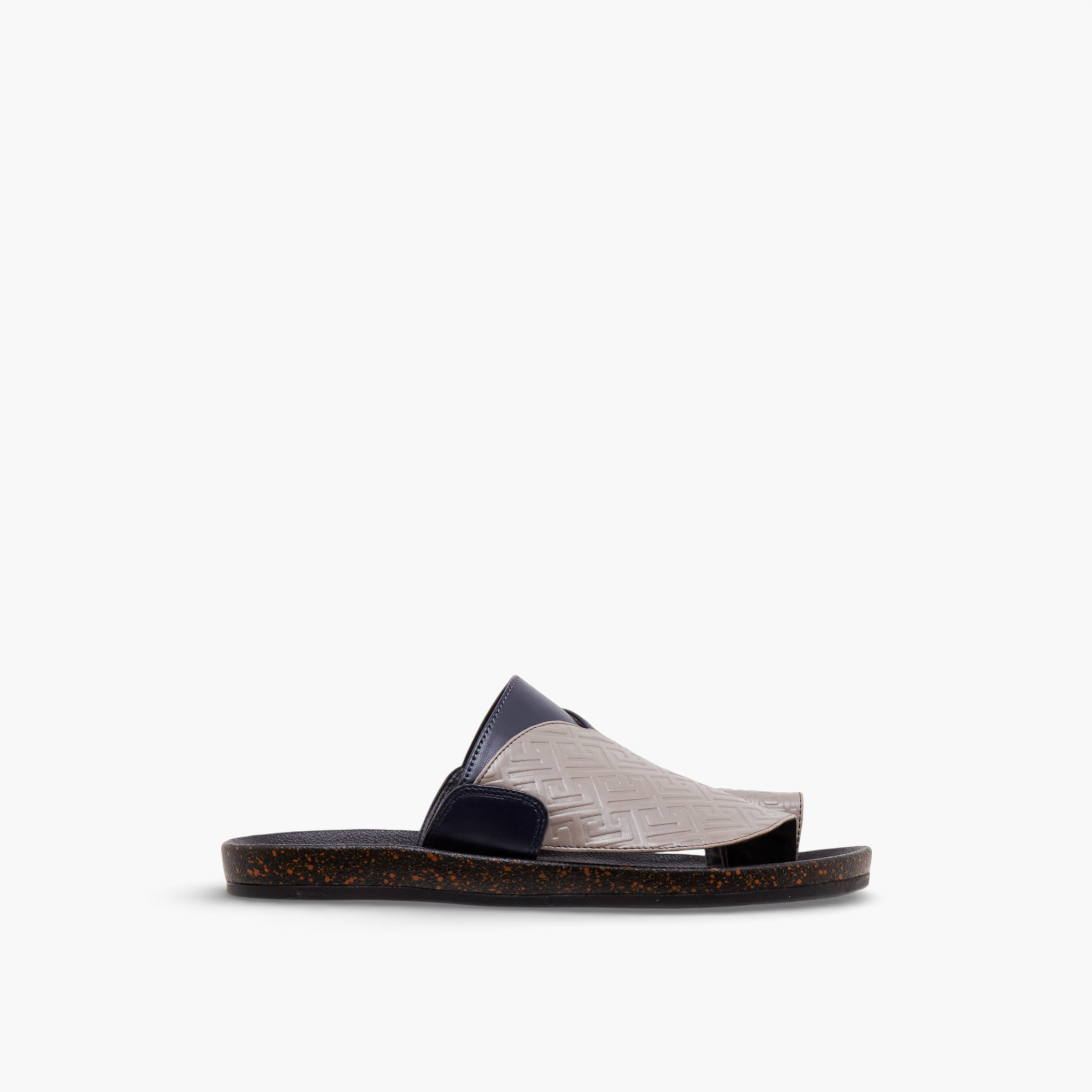 صندل عربي رجالي بتفاصيل حلقة إصبع من إل بي إل بواسطة شو إكسبريس-men-shoes-sandals-image-3