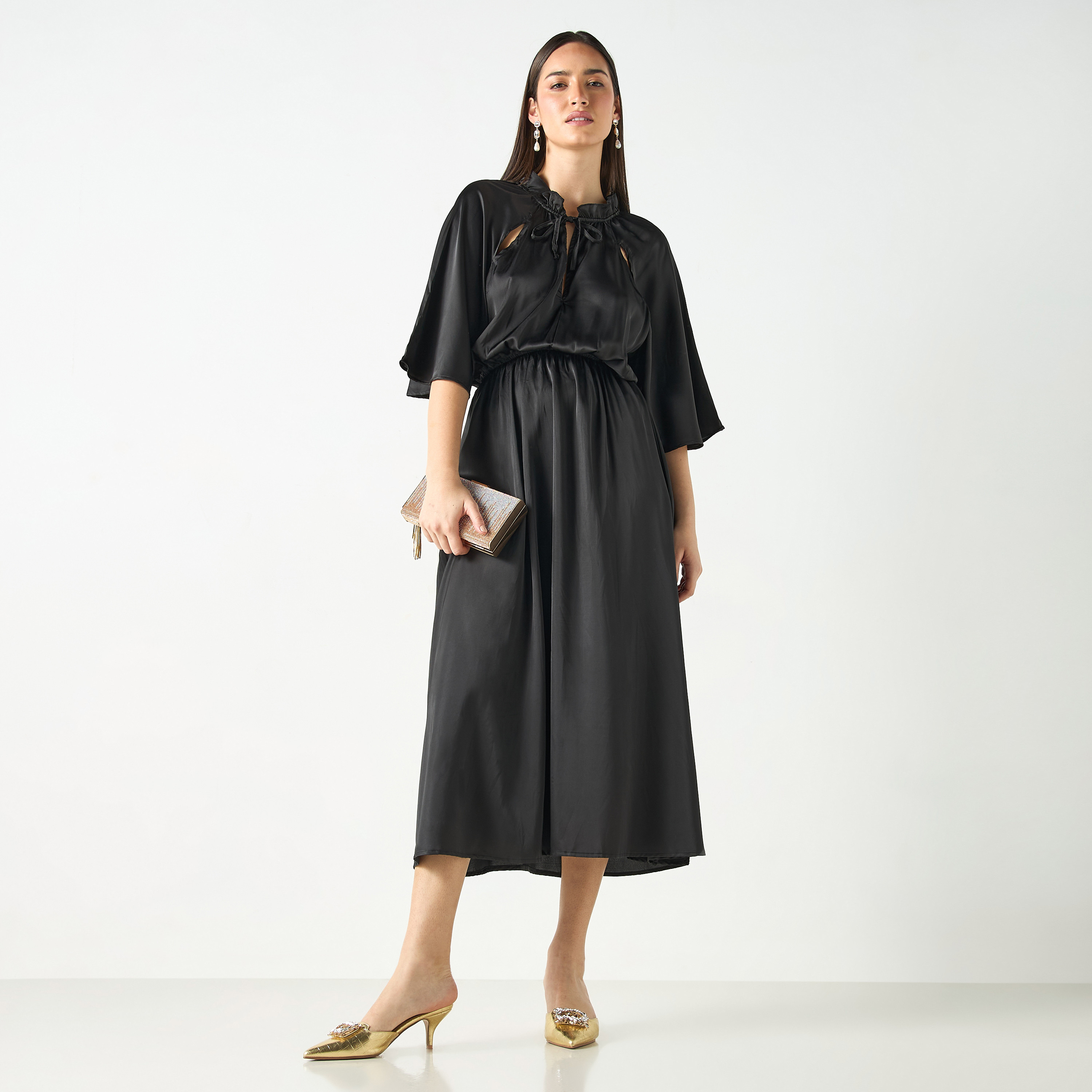 فستان بتفاصيل مفرغة بياقة كشكش وأربطة من سي نوار-women-clothing-dresses-image-2