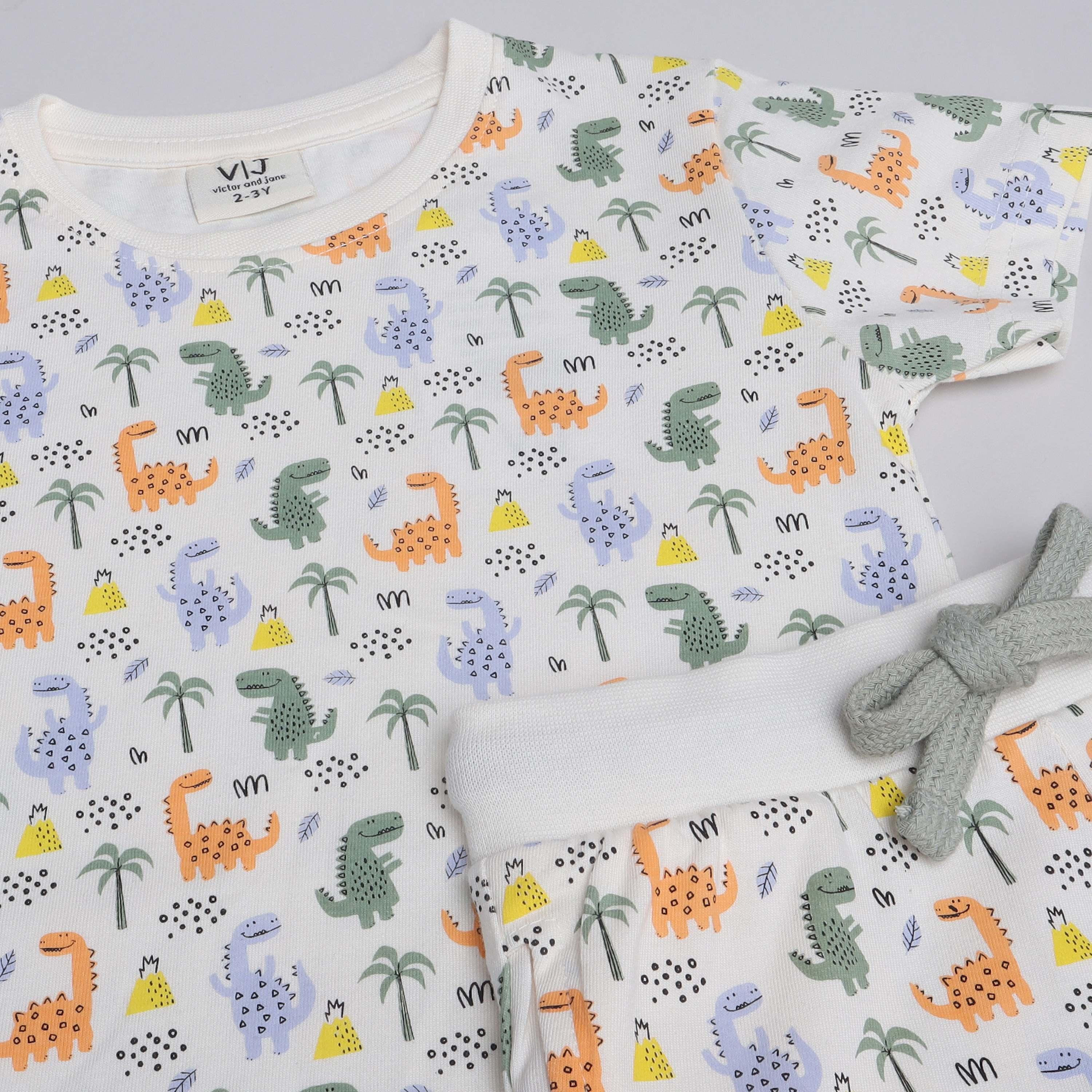 تي شيرت مطبوع بأكمام قصيرة مكون من قطعتين مع بنطال رياضي من فيكتور اند جين-boys-clothing-nightwear-image-2