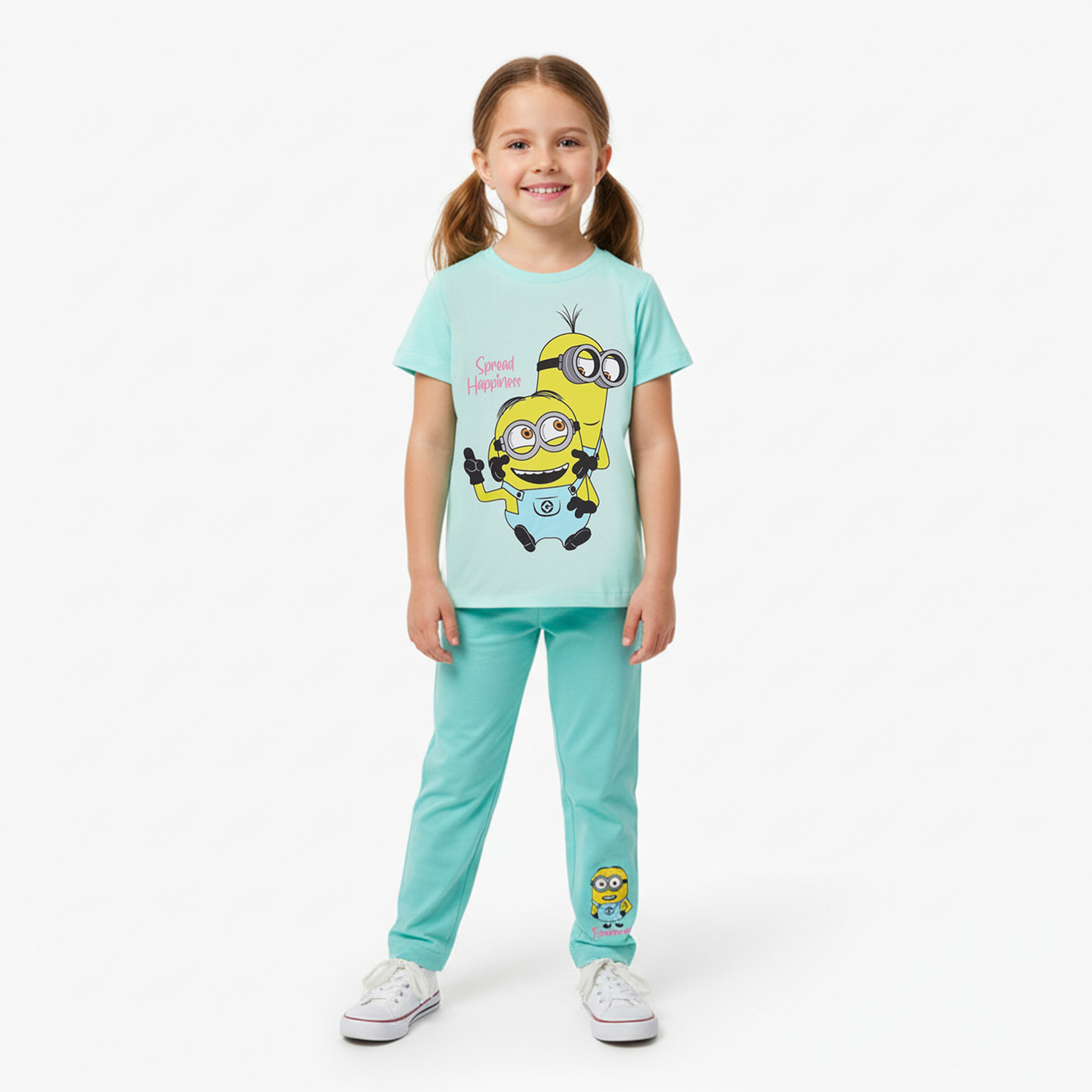 طقم تيشيرت وشورت قطني بطبعة مينيونز-girls-clothing-setsandcoords-image-1