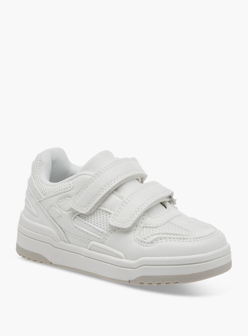 حذاء سنيكرز بشريط إغلاق لاصق للأطفال من جونيورز-boys-shoes-schoolshoes-image-2