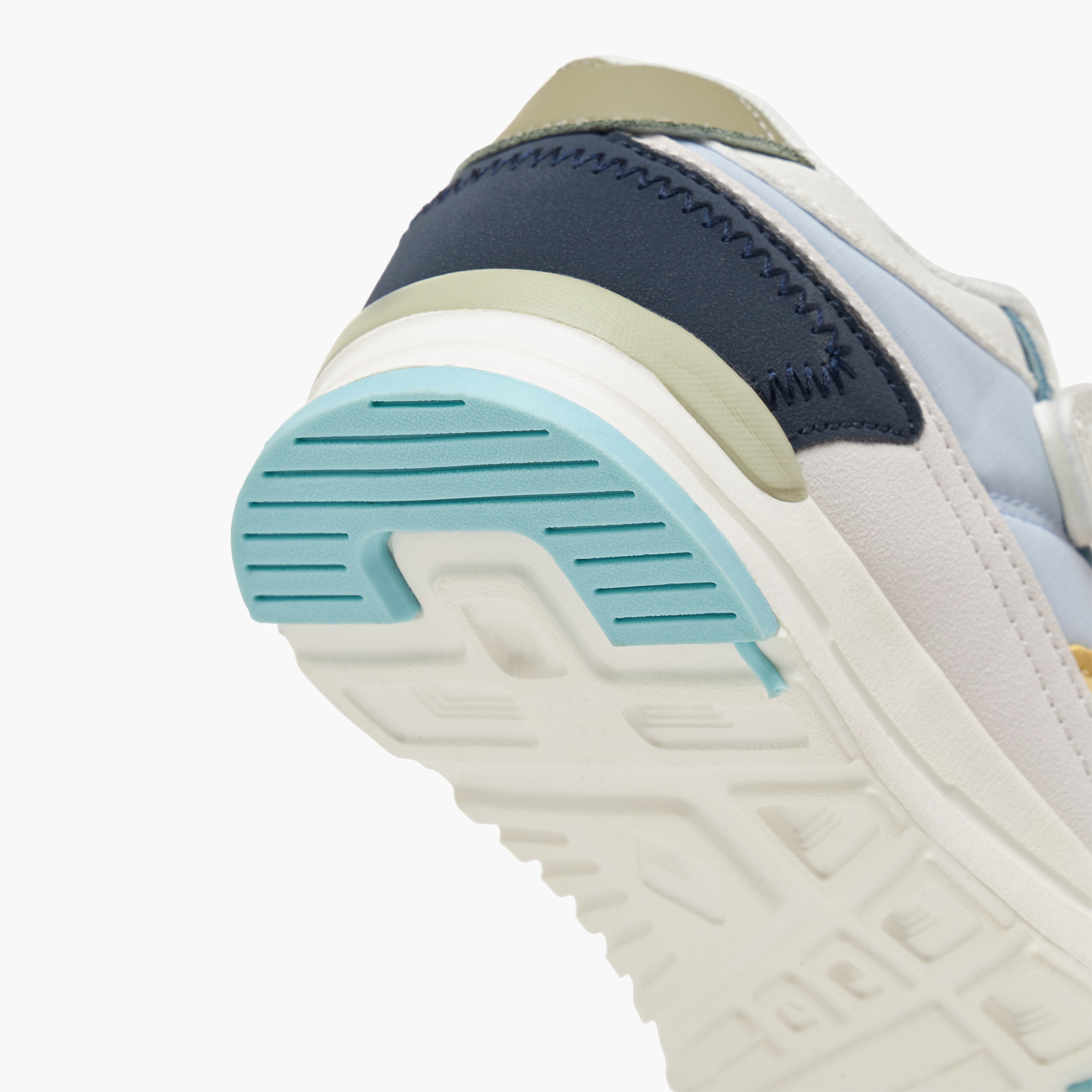 Juniors Colourblock Sneakers with Hook and Loop Closure-boys-shoes-sneakers-image-5
