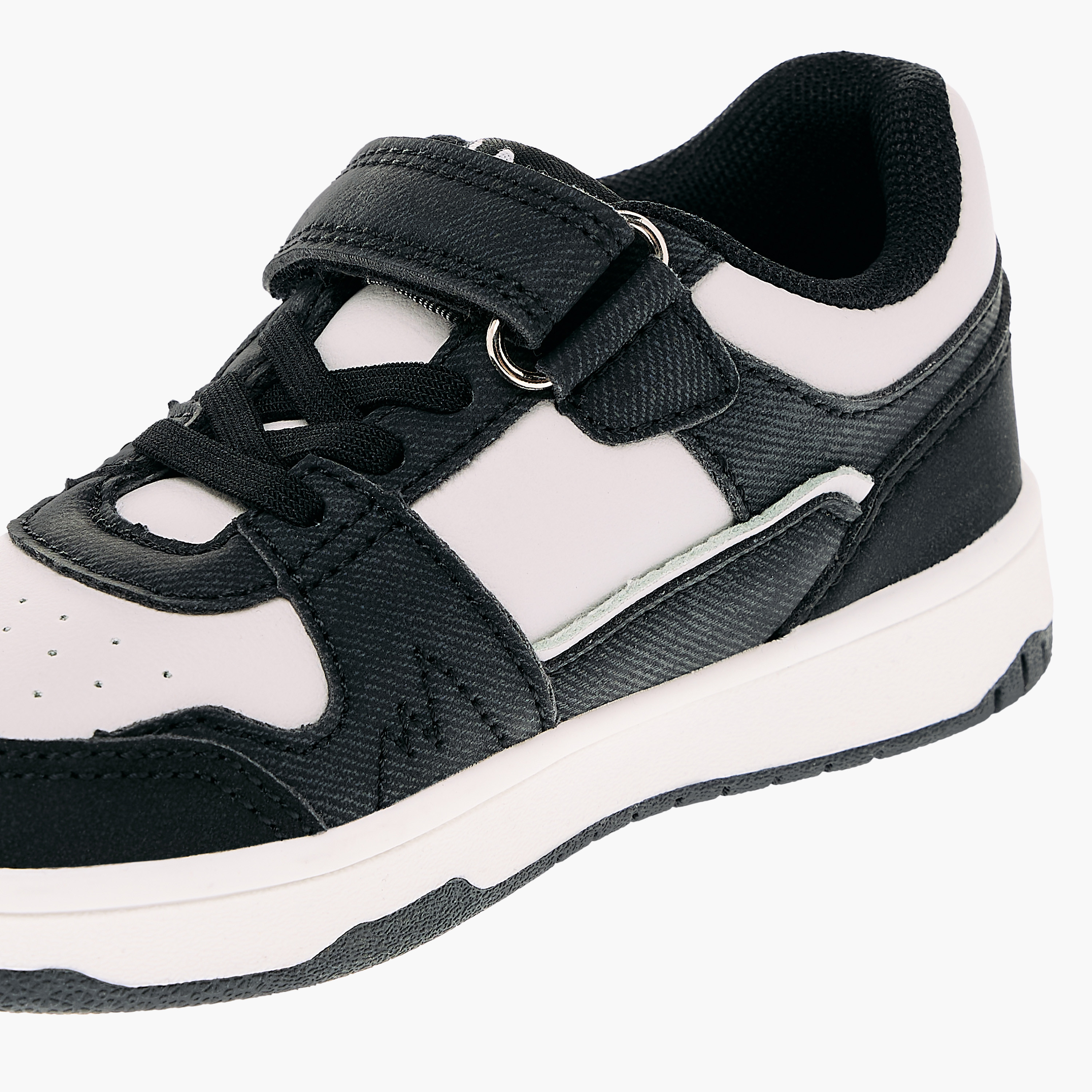 Lee Cooper Kids' Panelled Sneakers with Hook and Loop Closure-boys-shoes-sneakers-image-4
