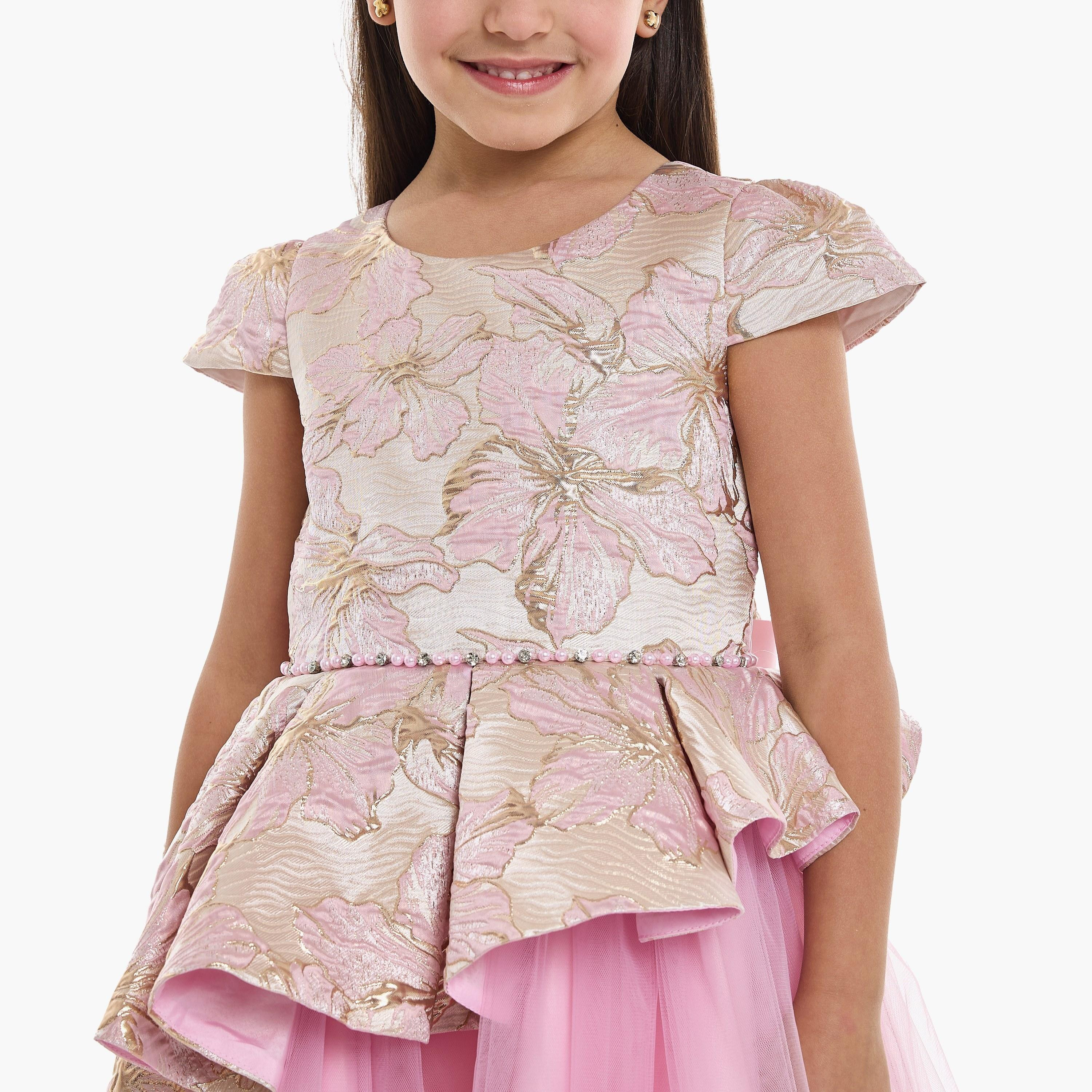 فستان بطبعة زهور وأكمام كاب من فيكتور اند جين-girls-clothing-dressesandjumpsuits-image-6