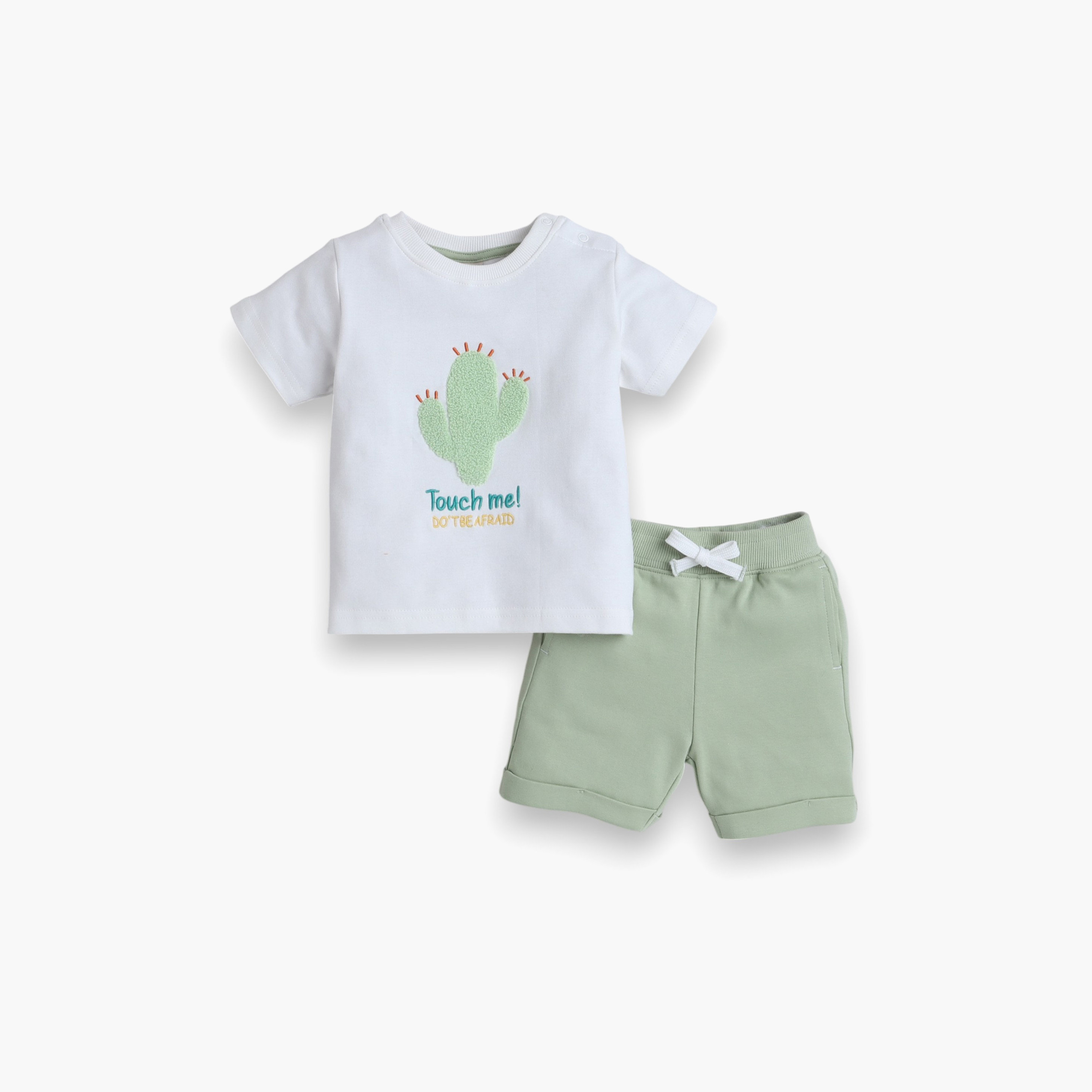 طقم تي شيرت وشورت مطرز بنقشة صبار لطيفة من فيكتور آند جين - أبيض ورمادي-baby-boys-clothing-setsandcoords-image-1