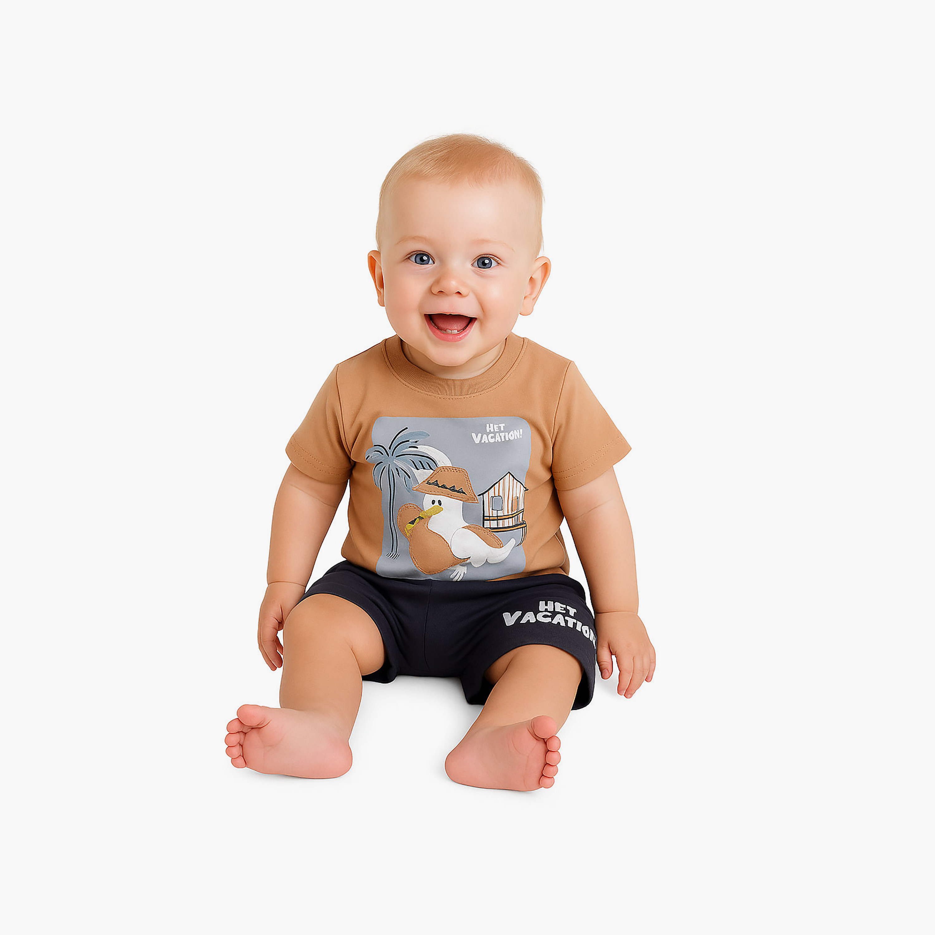 طقم تي شيرت وشورت مطبوع من فيكتور آند جين - بني فاتح وأخضر-baby-boys-clothing-setsandcoords-image-2