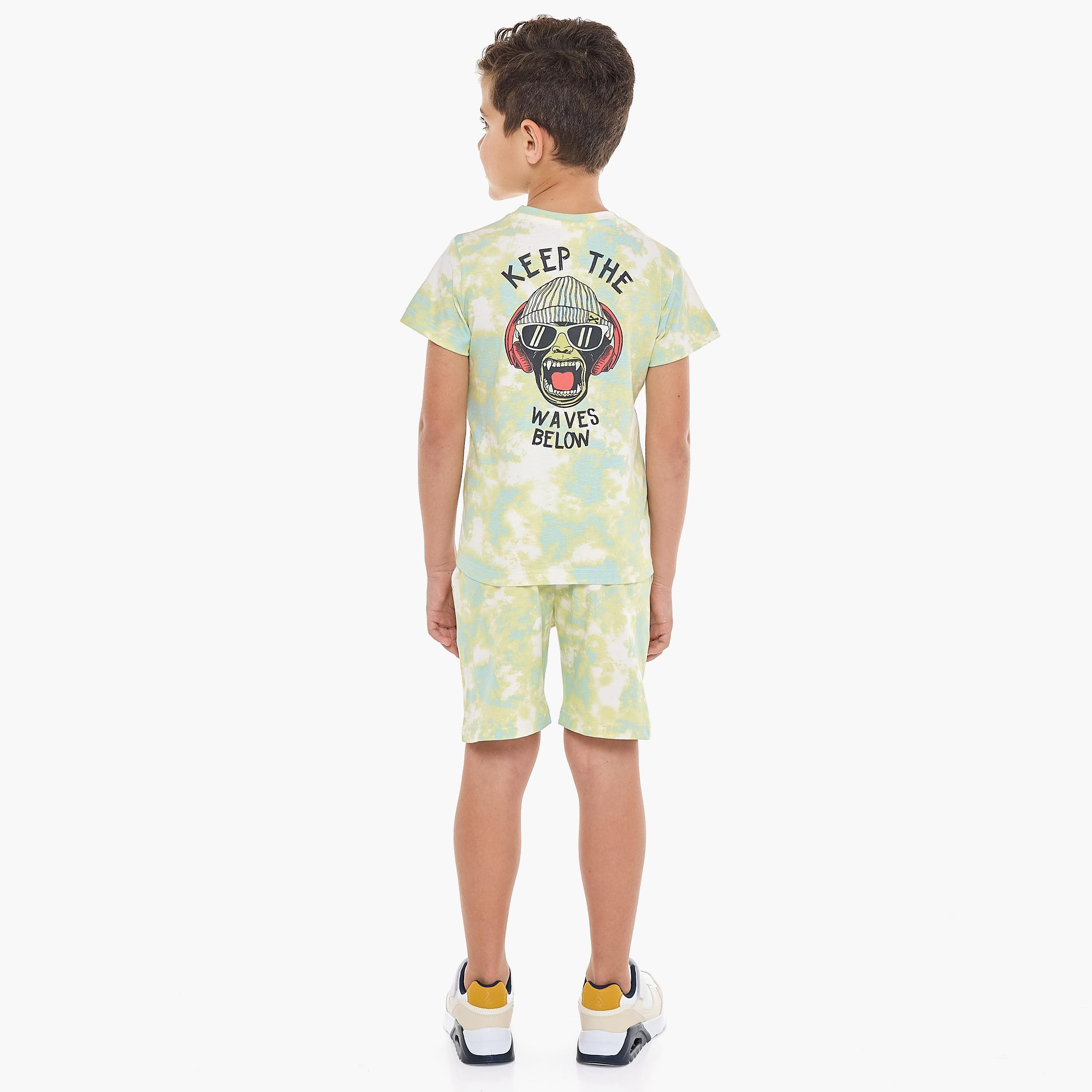 تي شيرت مطبوع بأكمام قصيرة مع شورت من قطعتين من فيكتور اند جين-boys-clothing-setsandcoords-image-2
