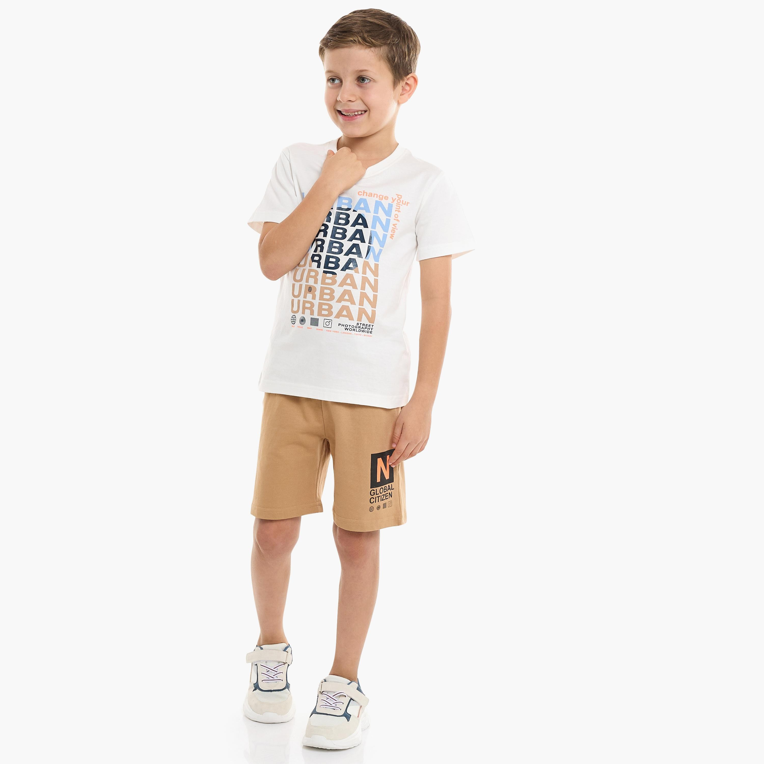 تي شيرت مطبوع بأكمام قصيرة مع شورت من قطعتين من فيكتور اند جين-boys-clothing-setsandcoords-image-2