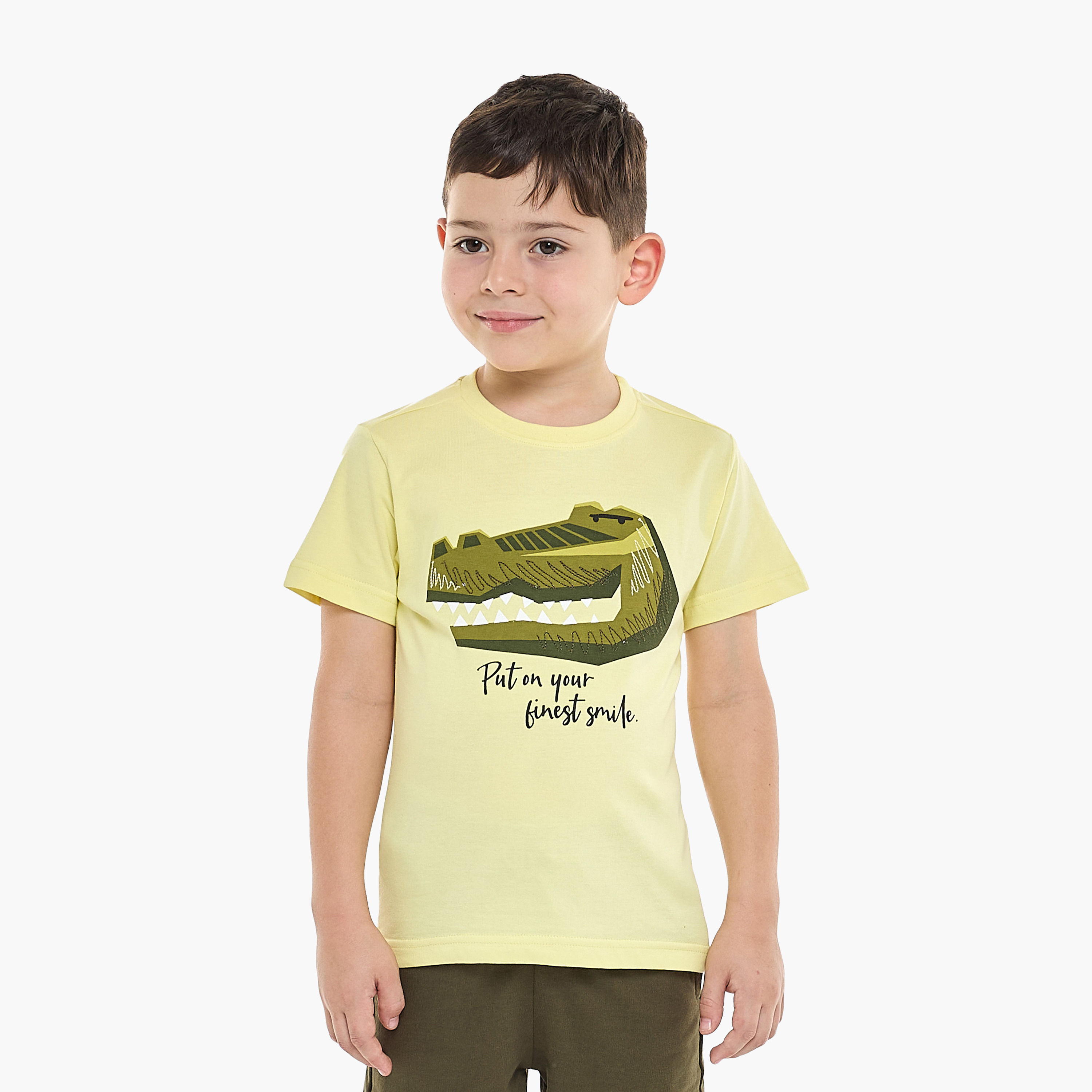 تي شيرت وشورت مطبوعان بجيوب من فيكتور آند جين - زيتوني-boys-clothing-setsandcoords-image-3