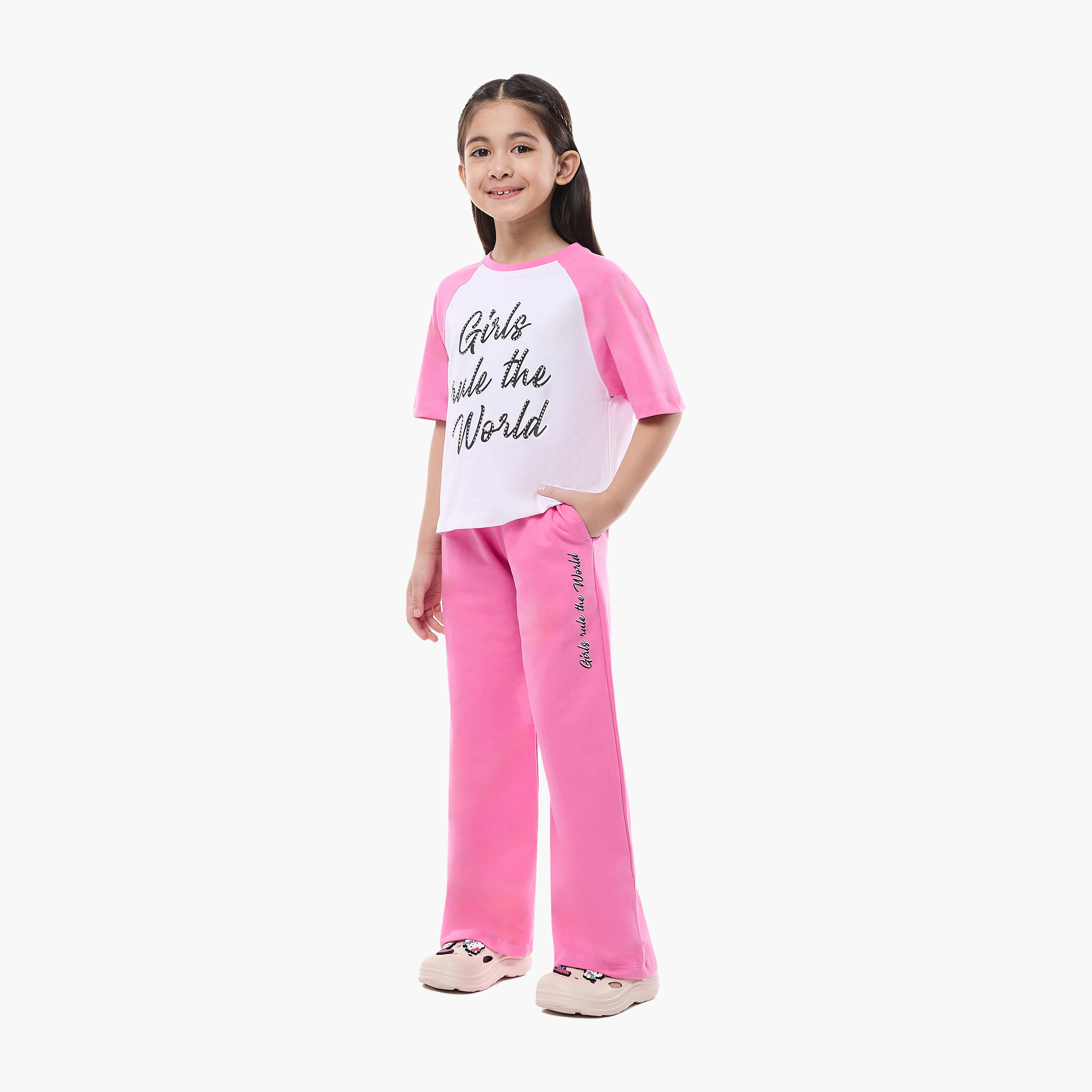 طقم بلوزة مطبوعة وبنطال واسع الساق من فيكتور آند جين - متعدد الألوان-girls-clothing-setsandcoords-image-1