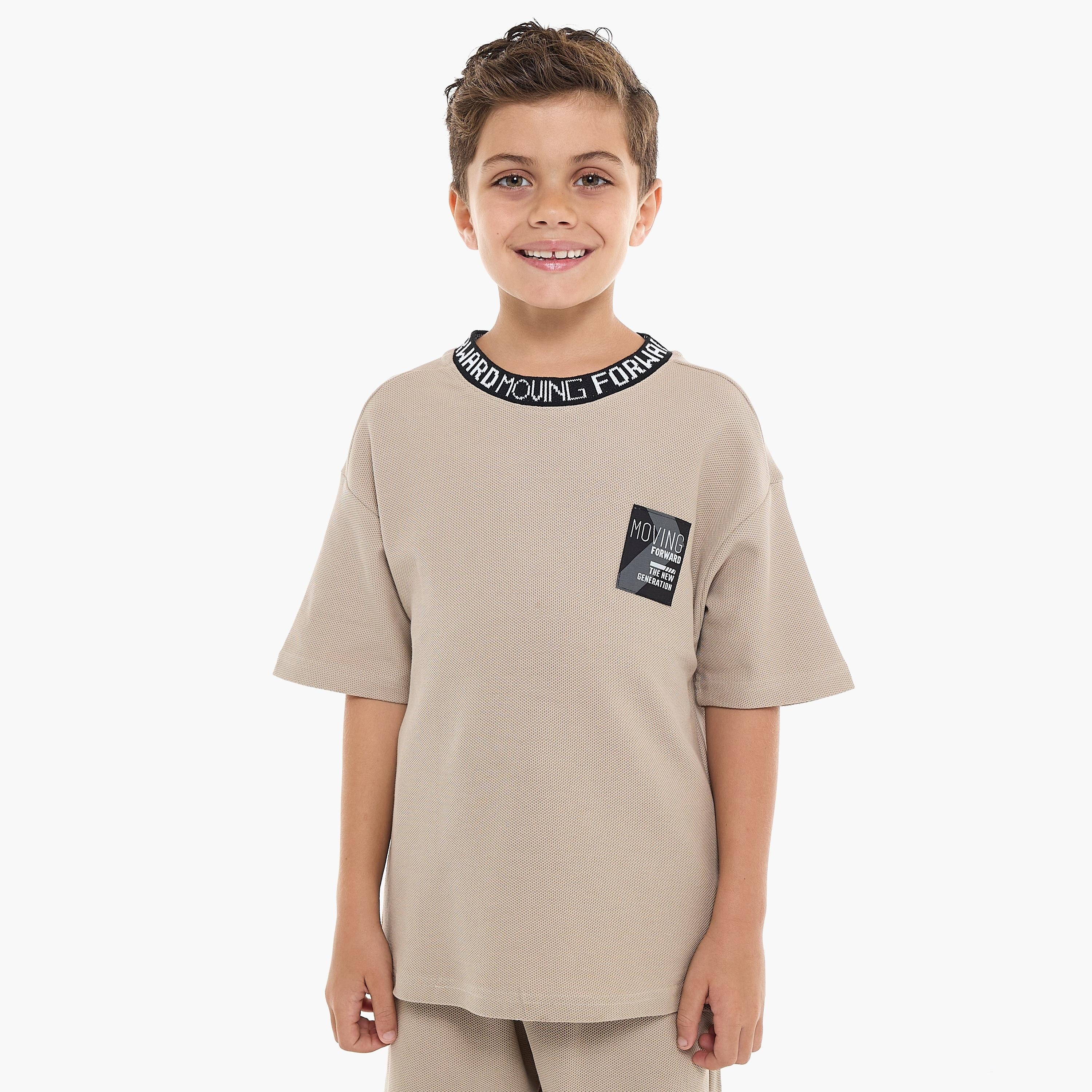Victor and Jane 2-Piece Solid Short Sleeves T-Shirt with Shorts-baby-boys-clothing-setsandcoords-image-3