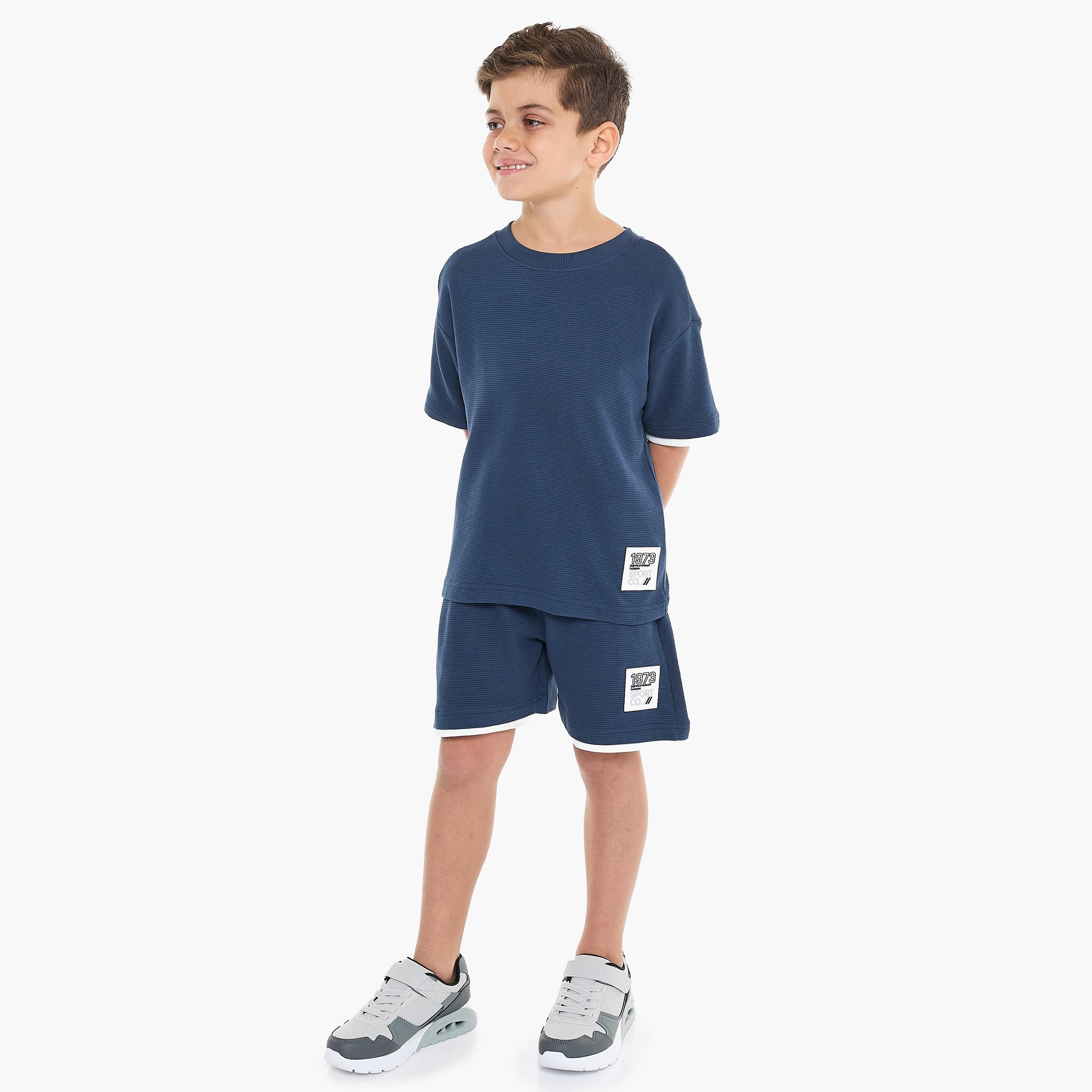 Victor and Jane 2-Piece Solid Short Sleeves T-Shirt with Shorts-baby-boys-clothing-setsandcoords-image-1
