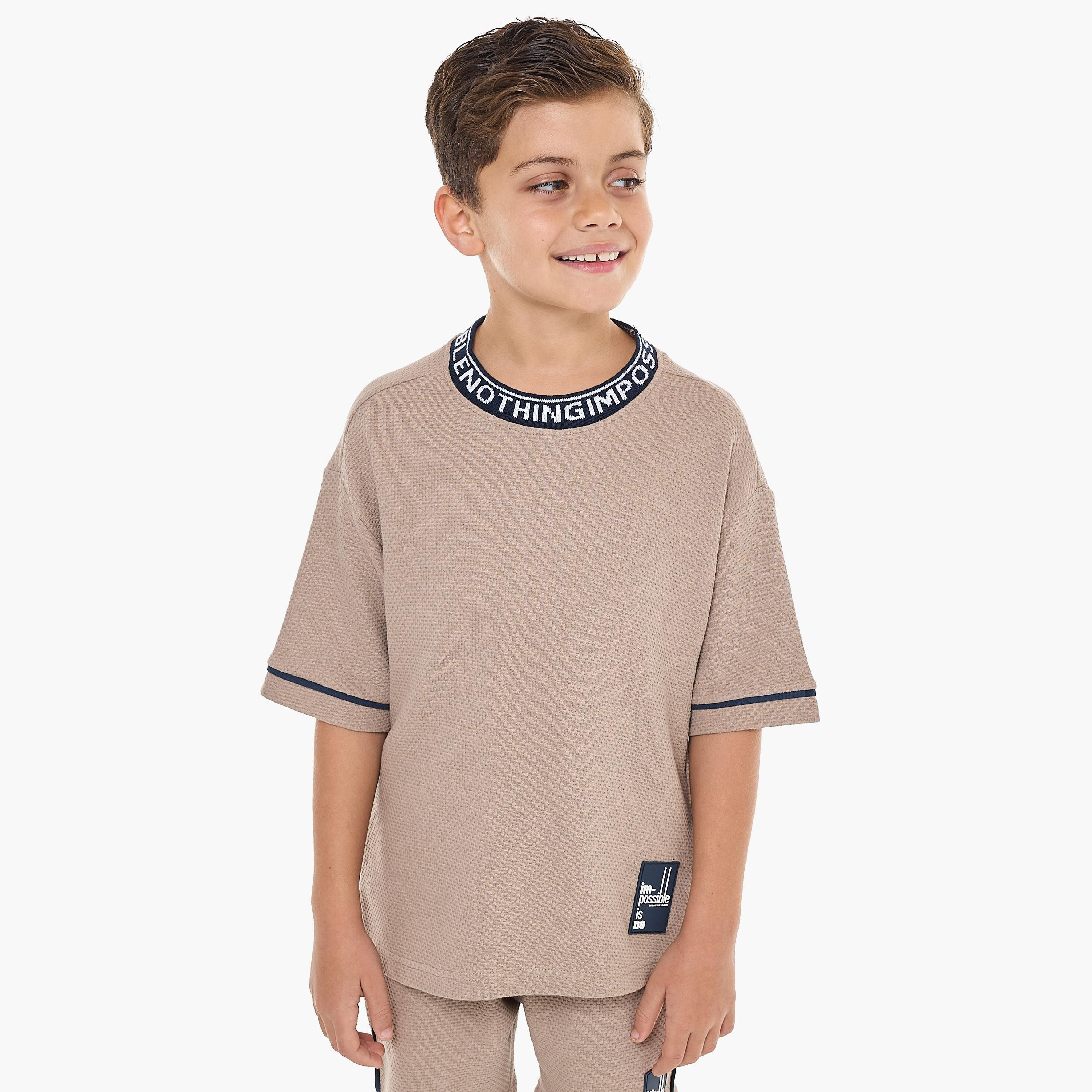 Victor and Jane 2-Piece Textured Short Sleeves T-Shirt with Shorts-boys-clothing-setsandcoords-image-3