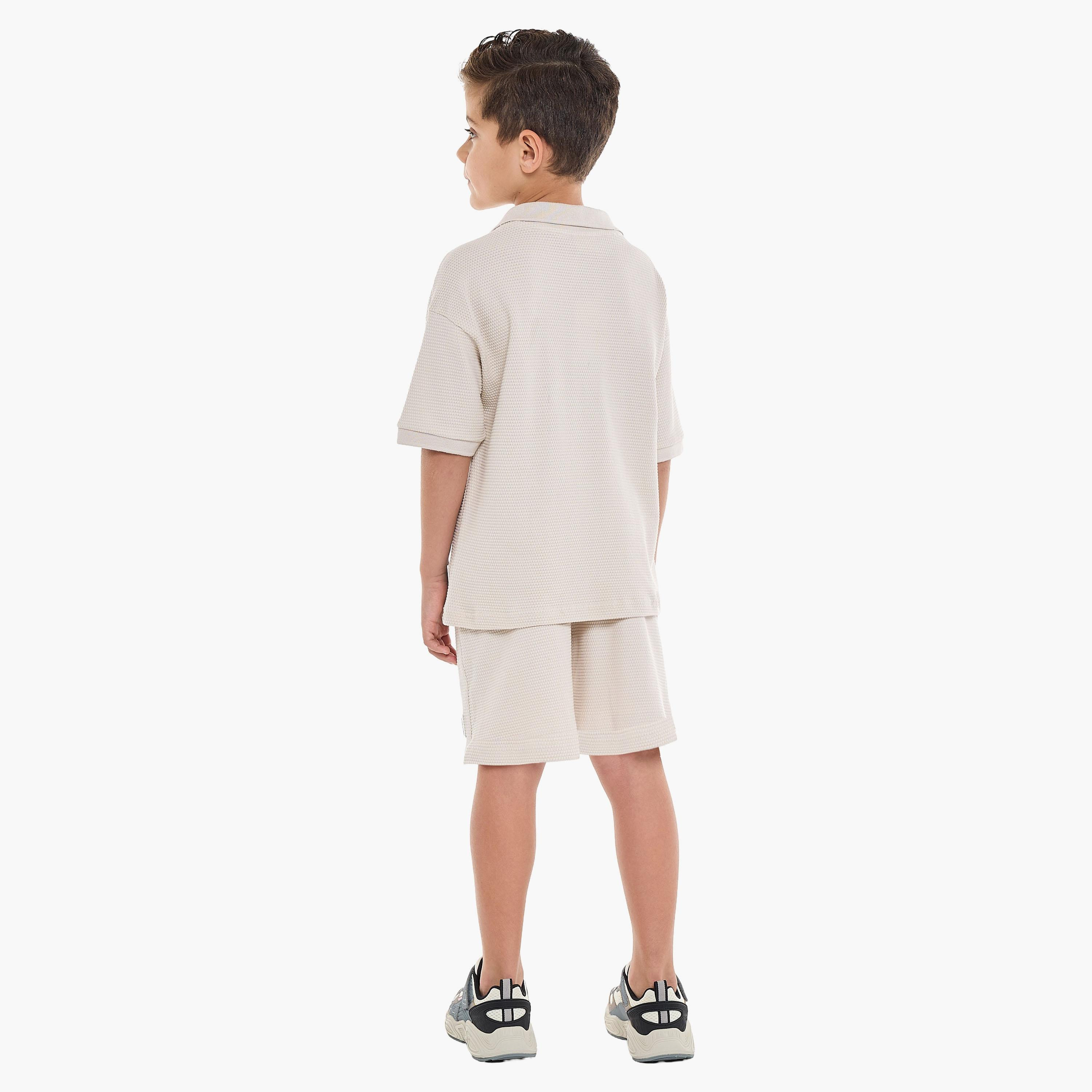 Victor and Jane 2-Piece Textured Short Sleeves T-Shirt with Shorts-boys-clothing-setsandcoords-image-2