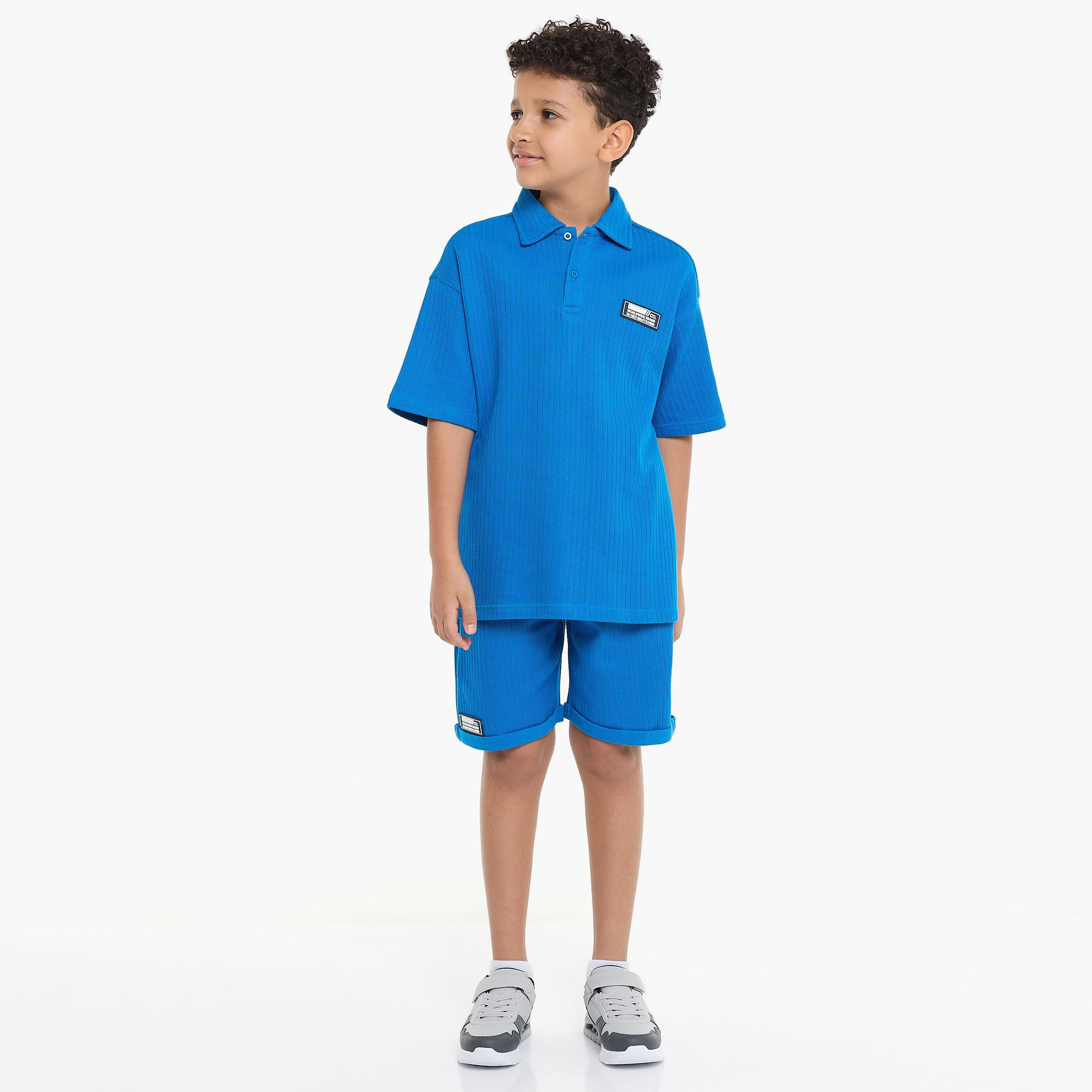 تي شيرت سادة بأكمام قصيرة مع شورت من قطعتين من فيكتور اند جين-boys-clothing-setsandcoords-image-5