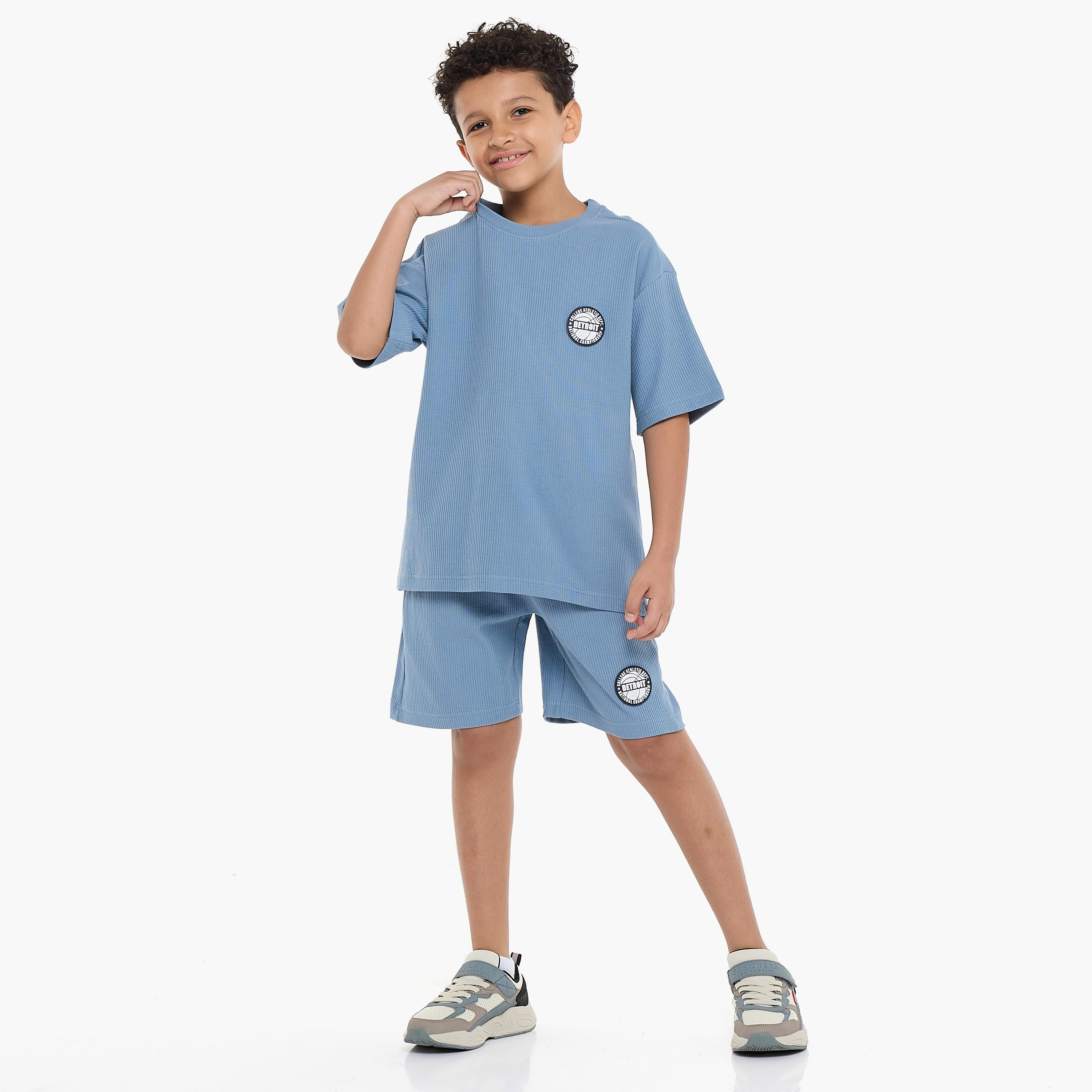 تي شيرت سادة بأكمام قصيرة مع شورت من قطعتين من فيكتور اند جين-boys-clothing-setsandcoords-image-1