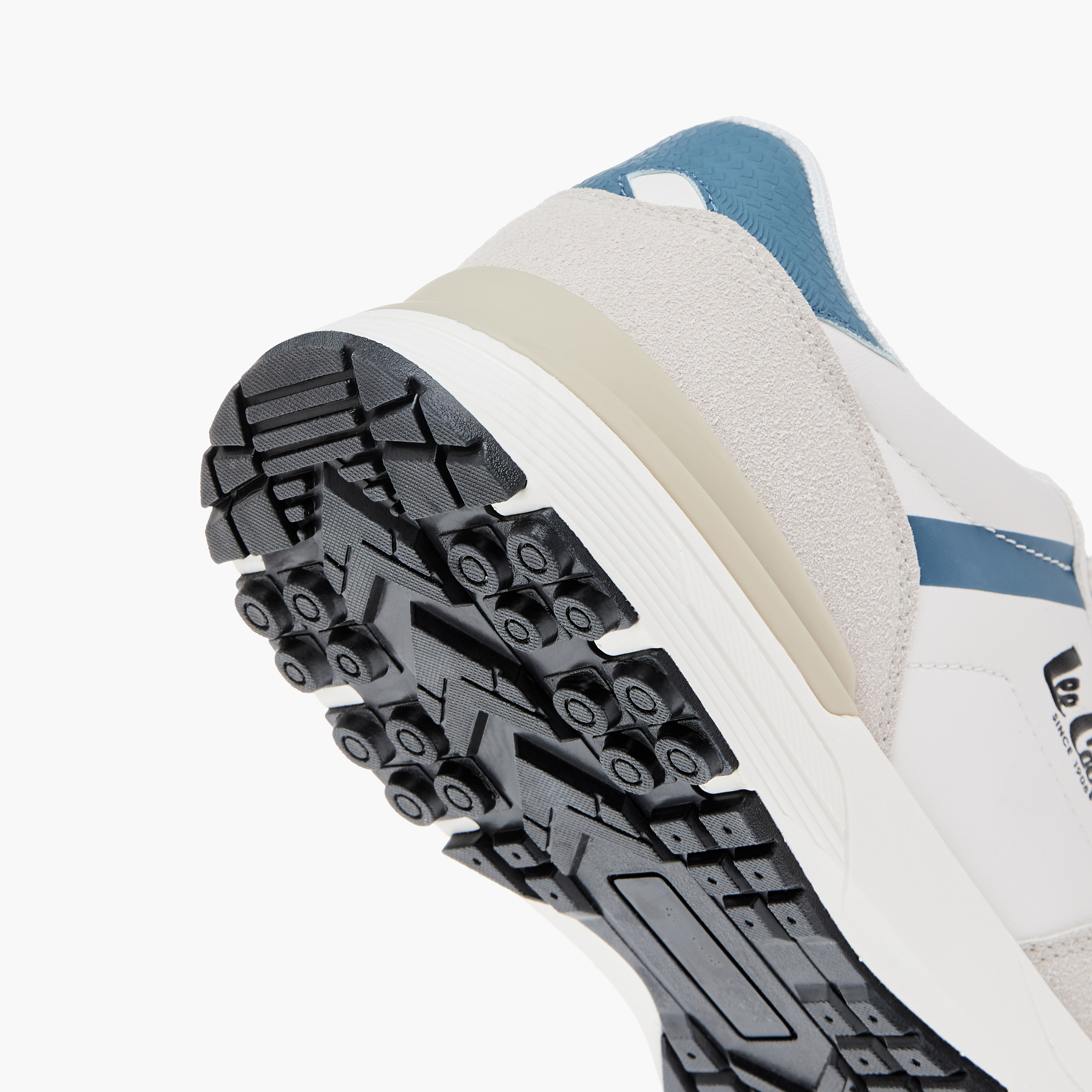 حذاء سنيكرز رجالي برباط إغلاق وتفاصيل شعار من لي كوبر-men-shoes-sneakers-image-5