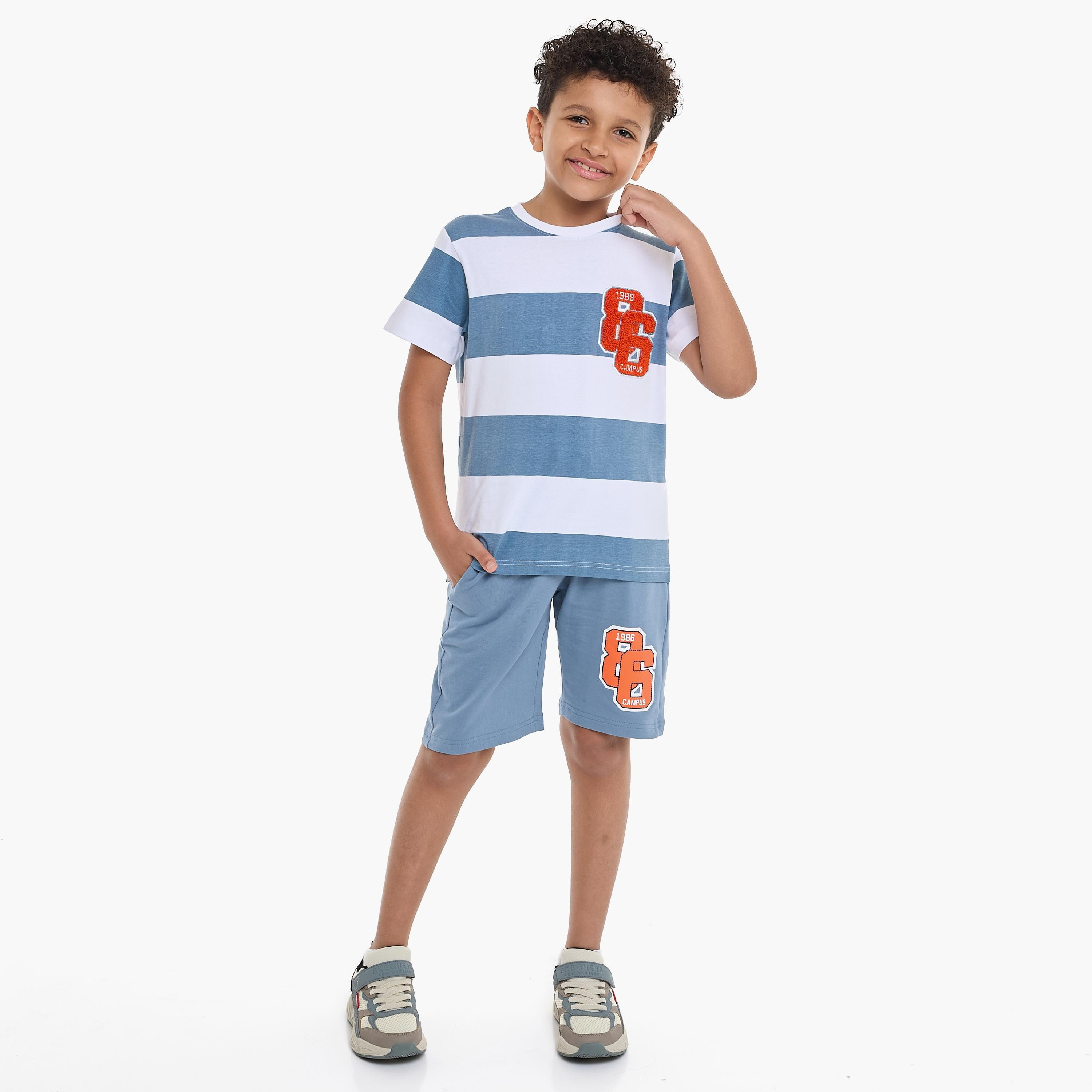 تي شيرت مخطط بأكمام قصيرة مع شورت من قطعتين من فيكتور اند جين-boys-clothing-setsandcoords-image-1