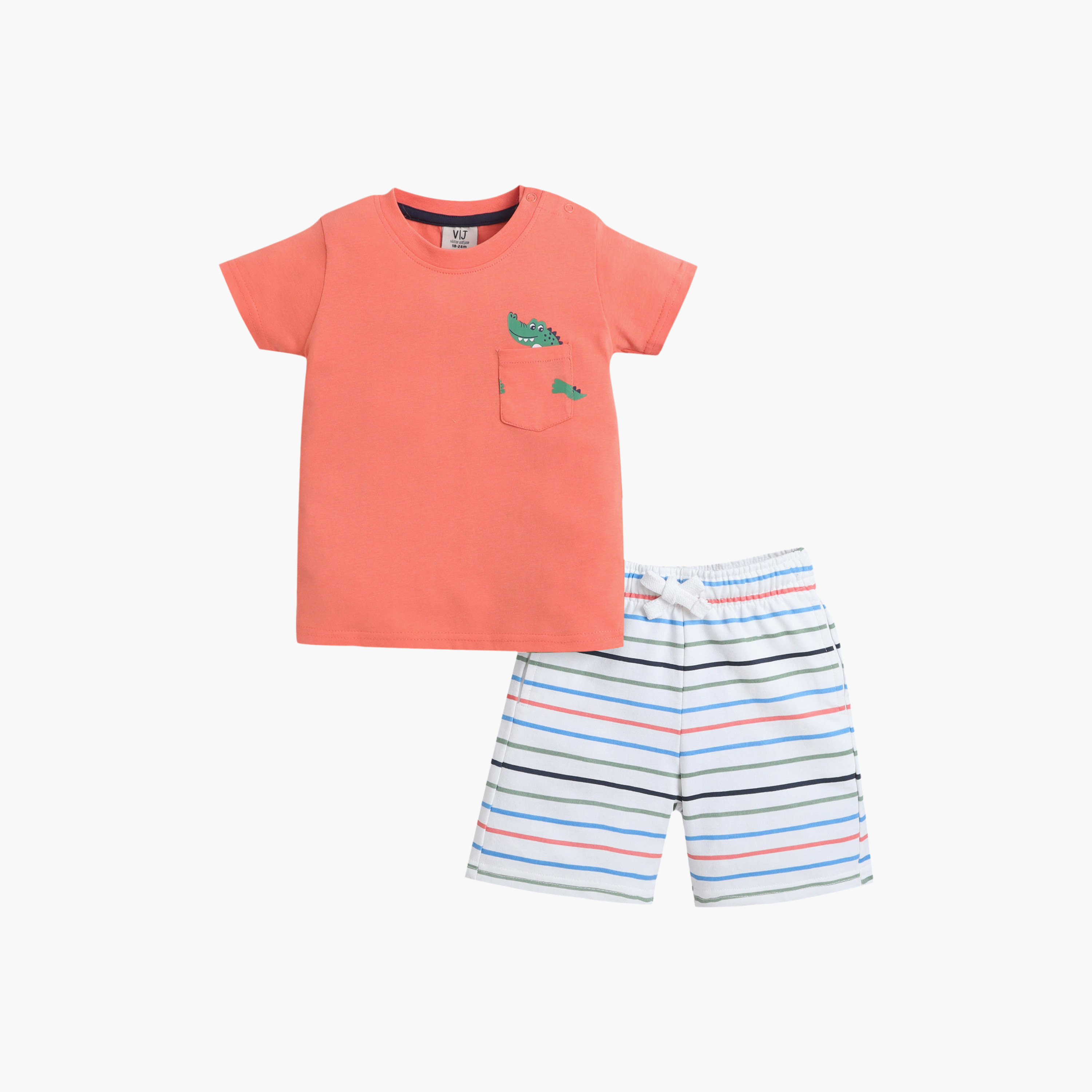 طقم مكون من 4 قطع: تي شيرتات بأكمام قصيرة ورسومات، وبنطلون مع شورت من فيكتور آند جين-boys-clothing-setsandcoords-image-13