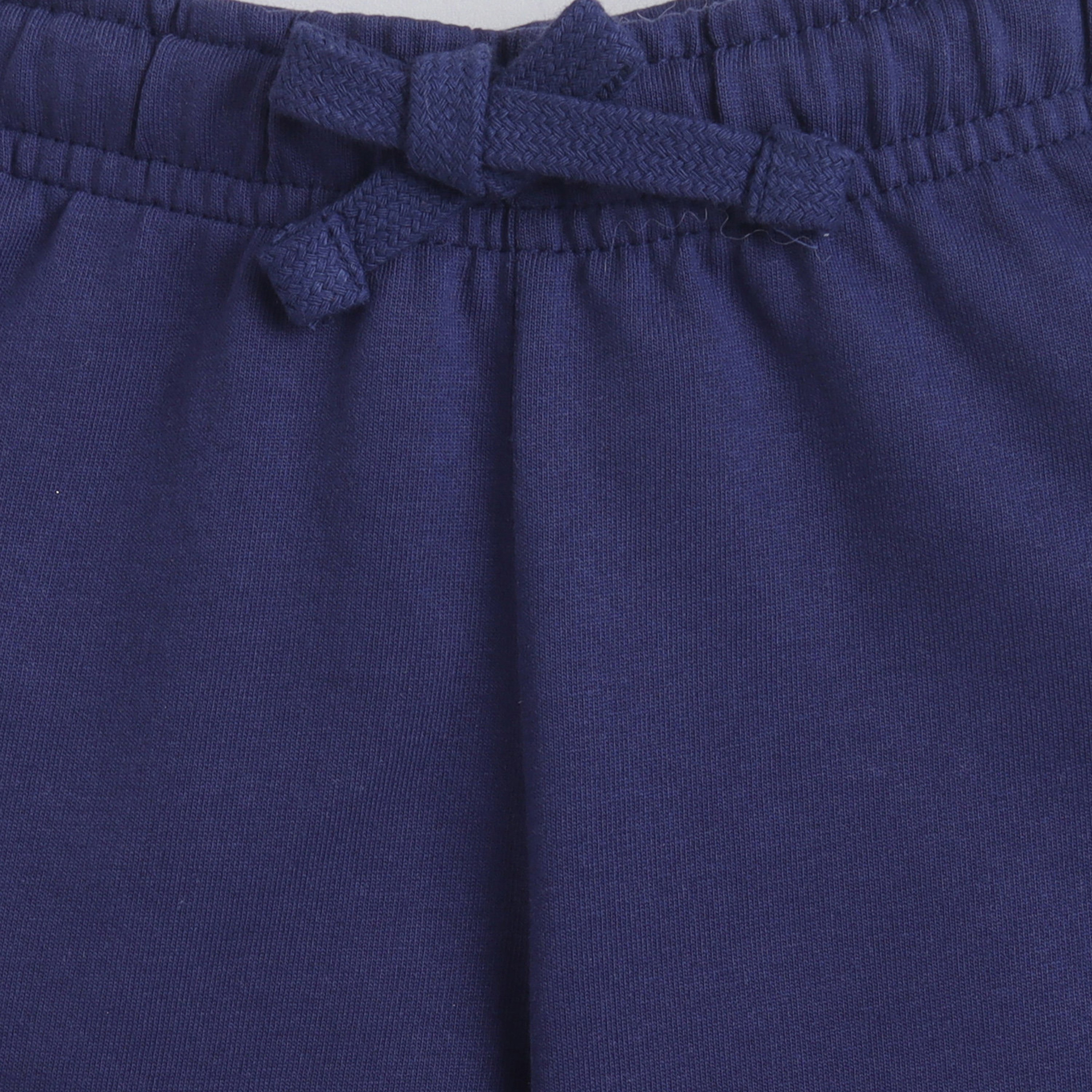 طقم مكون من 4 قطع: تي شيرتات بأكمام قصيرة ورسومات، وبنطلون مع شورت من فيكتور آند جين-boys-clothing-setsandcoords-image-5