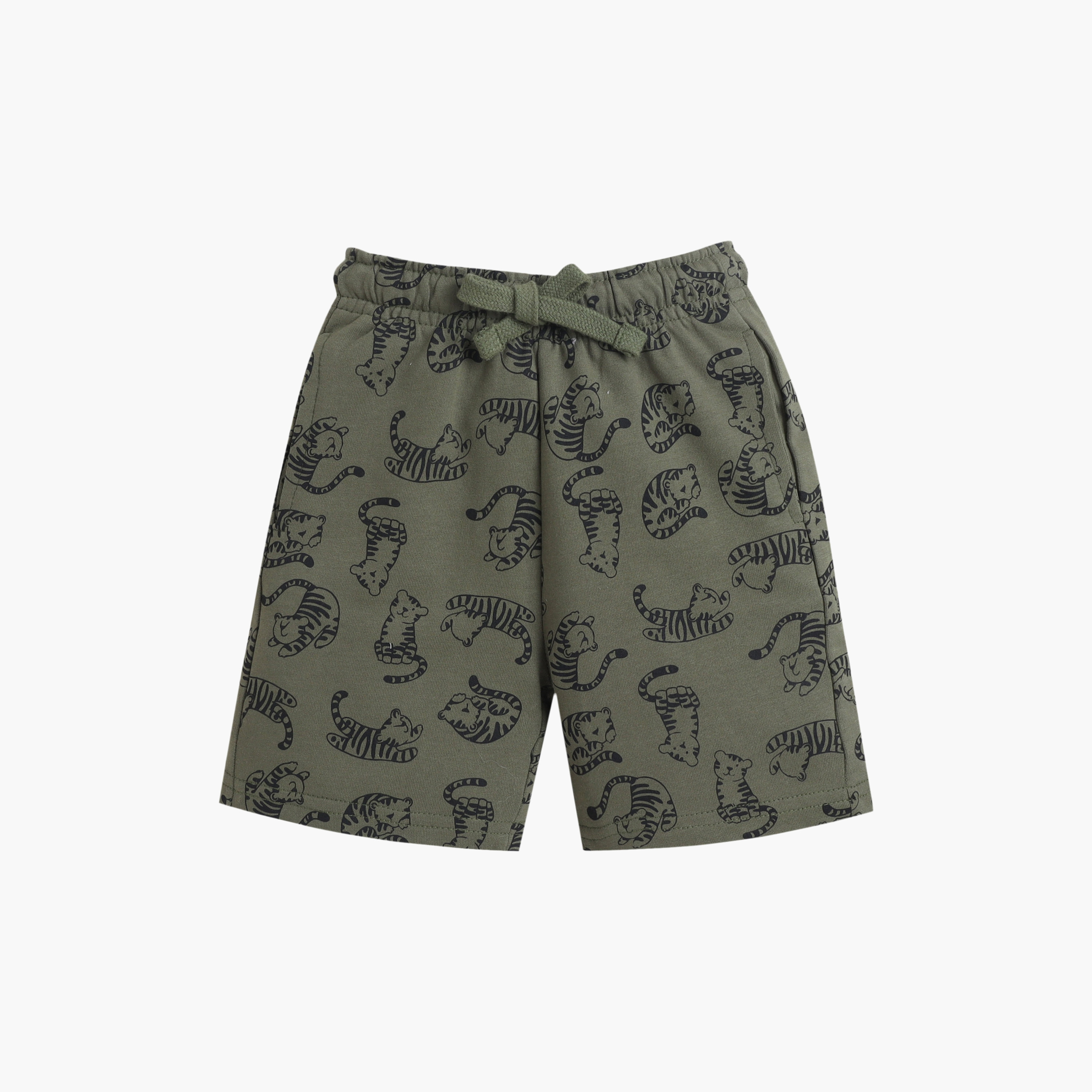 طقم مكون من 4 قطع: تي شيرتات بأكمام قصيرة ورسومات، وبنطلون مع شورت من فيكتور آند جين-boys-clothing-setsandcoords-image-13