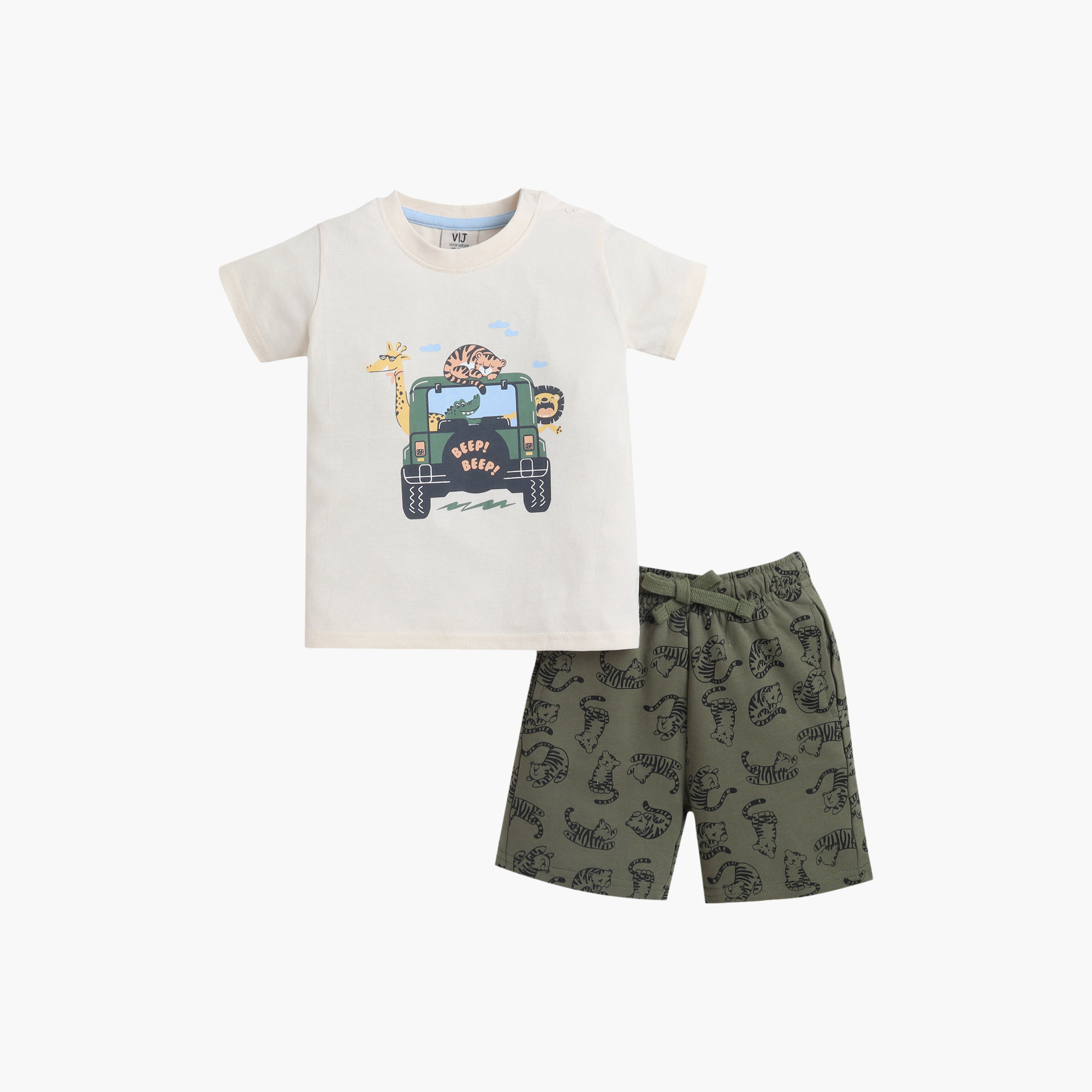 طقم مكون من 4 قطع: تي شيرتات بأكمام قصيرة ورسومات، وبنطلون مع شورت من فيكتور آند جين-boys-clothing-setsandcoords-image-9