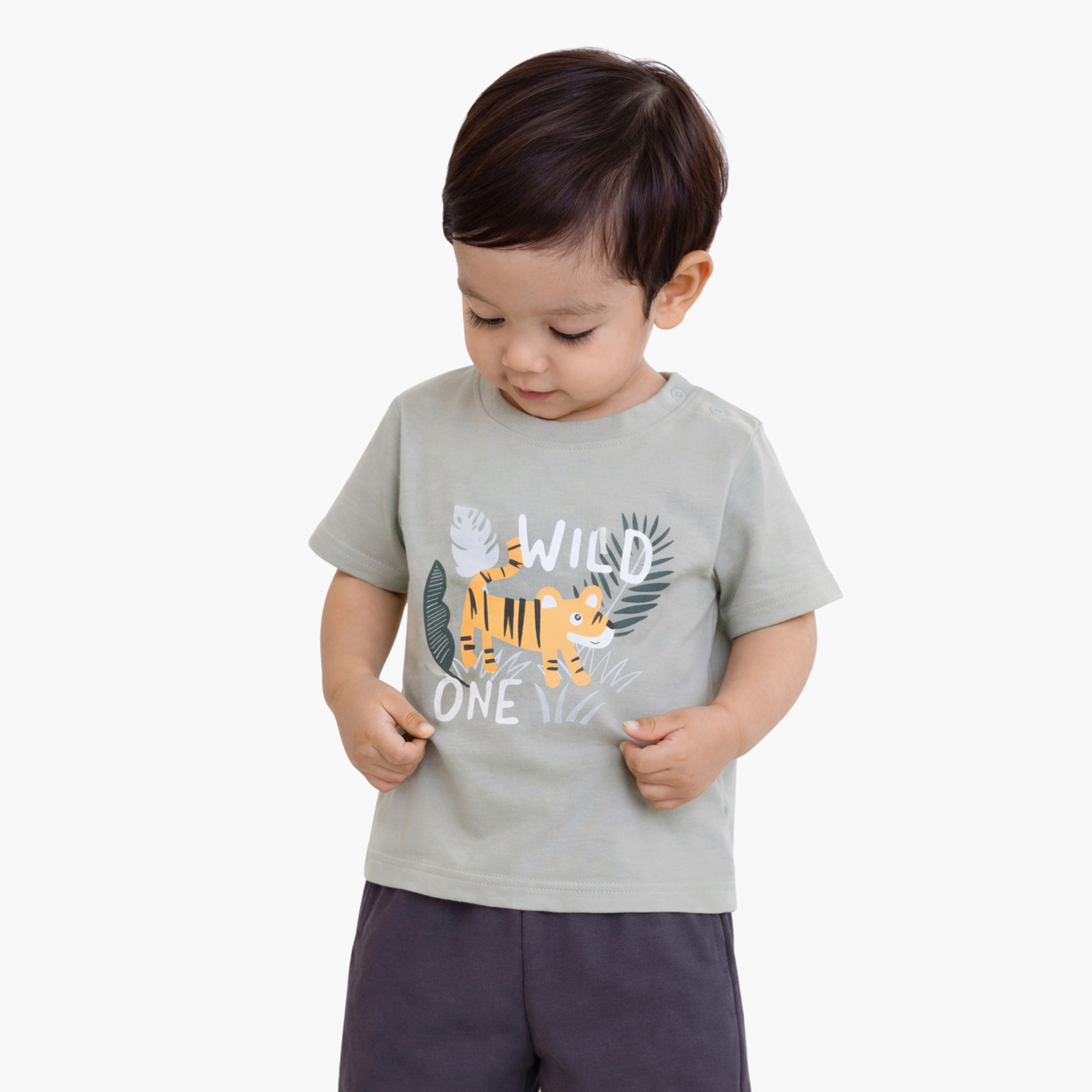 طقم مكون من تيشيرتات مطبوعة وشورتات قطعتين من فيكتور آند جين-baby-boys-clothing-setsandcoords-image-2