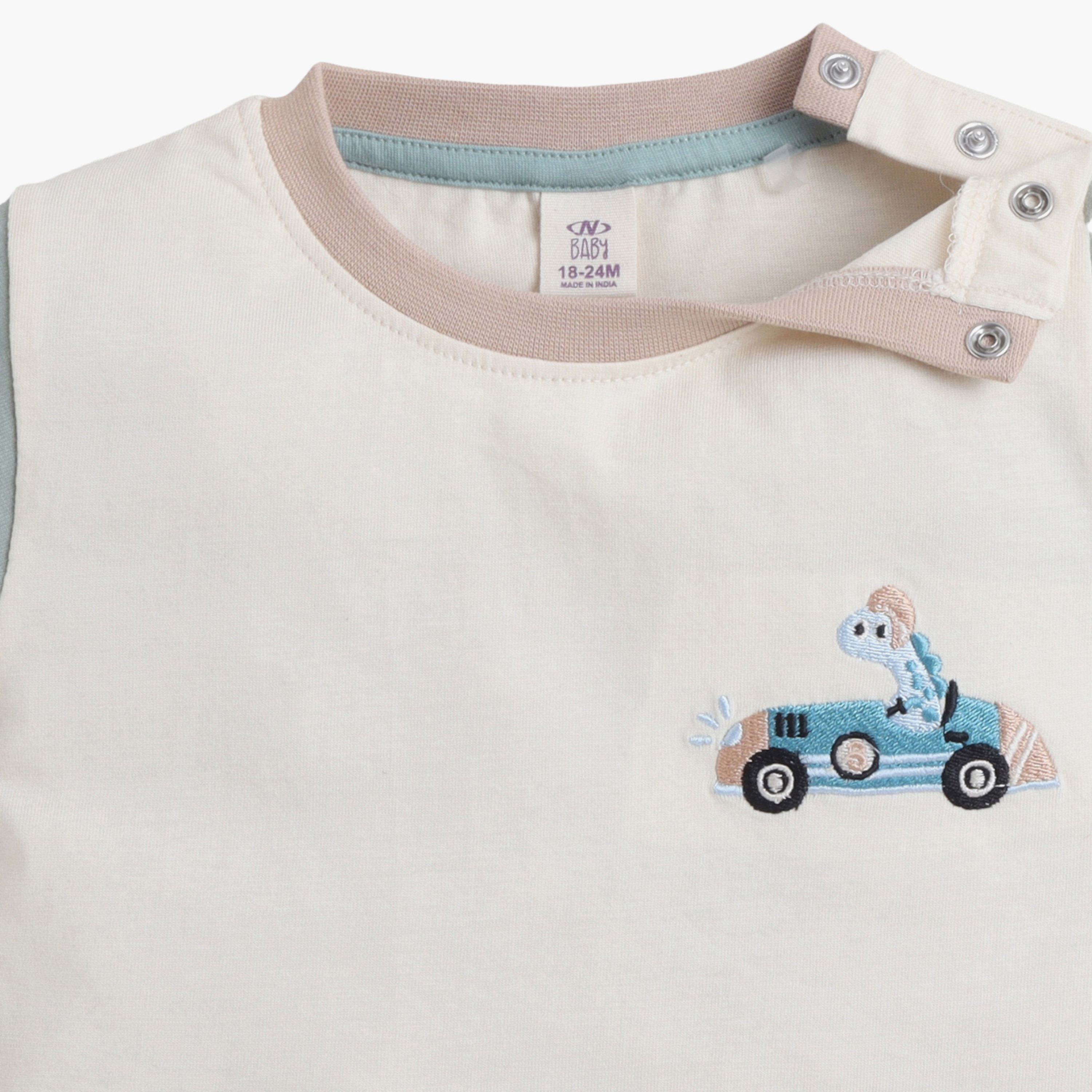 طقم تي شيرت بطبعة سيارات وشورت كارغو من فيكتور آند جين-boys-clothing-setsandcoords-image-8