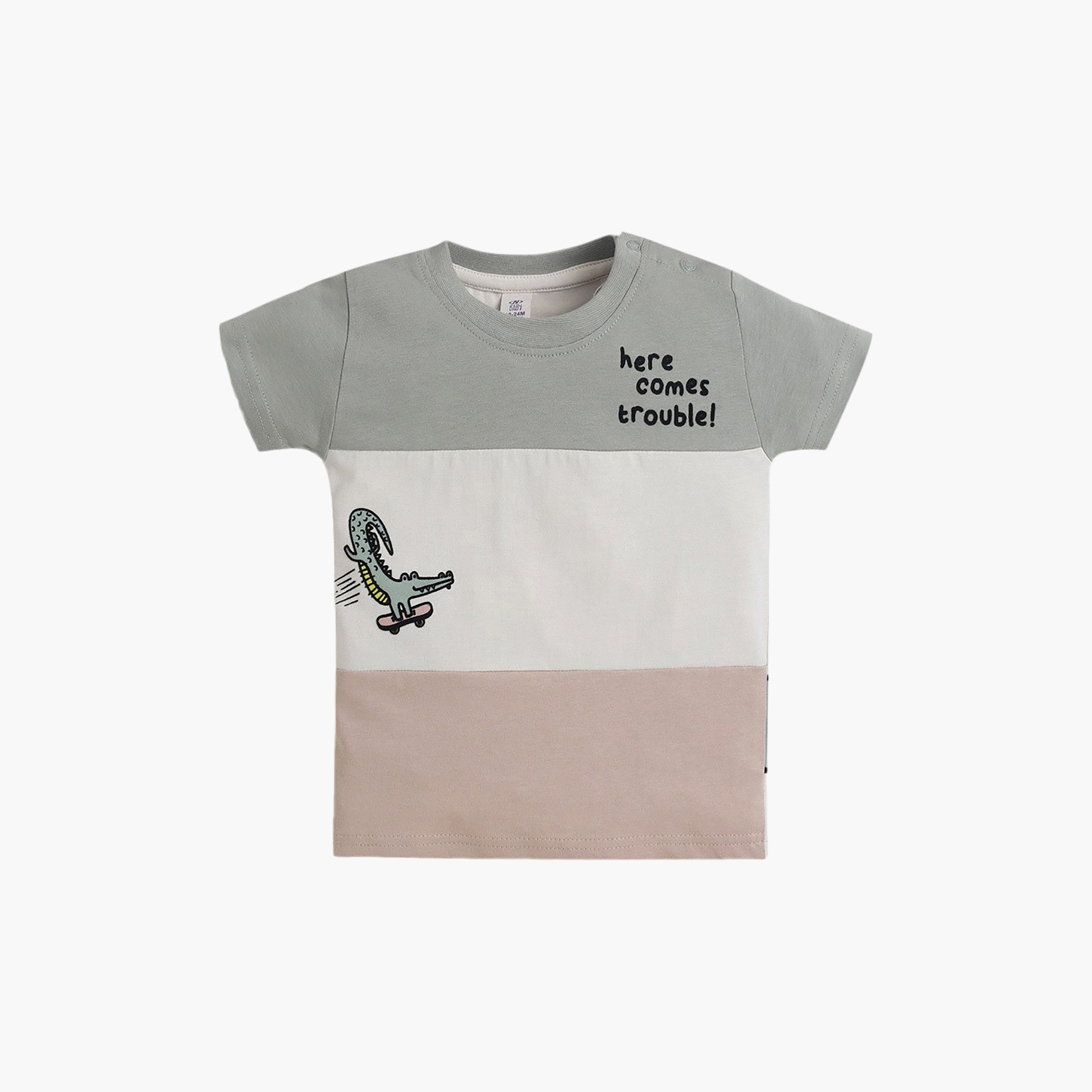 طقم تي شيرت بتصميم "ألوان متباينة" وطبعة تمساح مع شورت برباط خصر من فيكتور آند جين-boys-clothing-setsandcoords-image-2