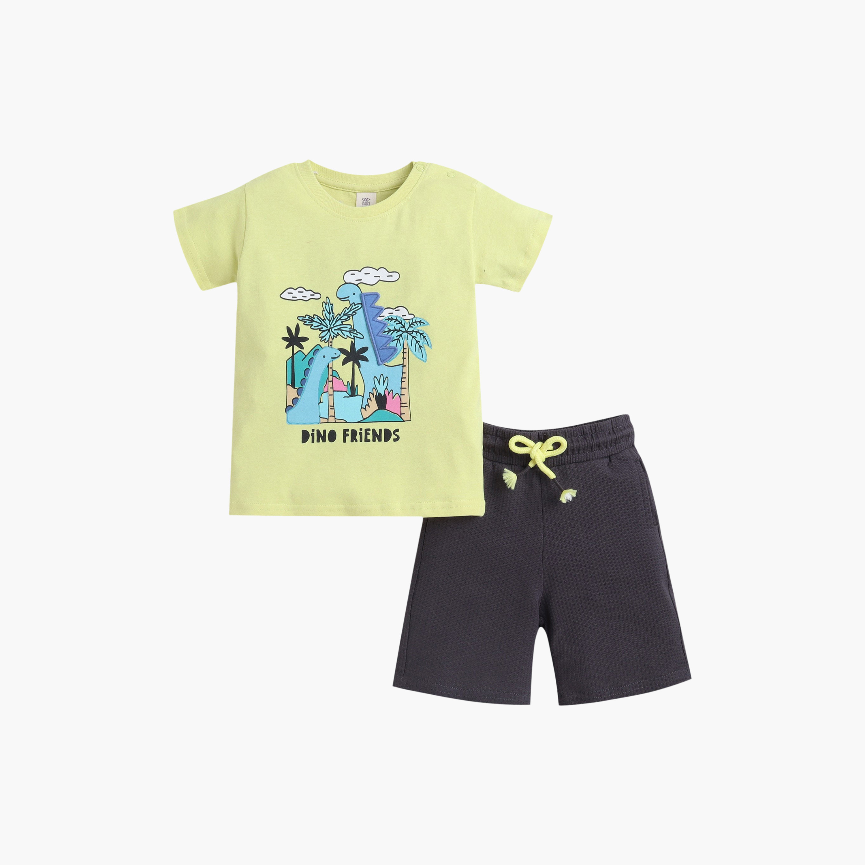 طقم تي شيرت برسومات "أصدقاء الديناصورات" وشورت من فيكتور آند جين-boys-clothing-setsandcoords-image-1