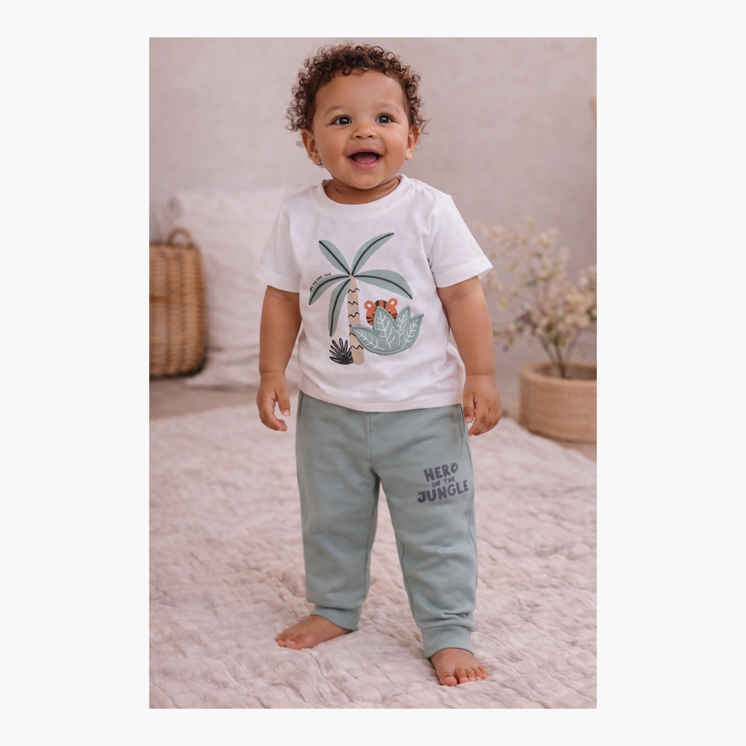 طقم تي شيرت تمساح استوائي وبنطلون رياضي (جوغر) بطبعة "بطل الغابة" من فيكتور آند جين-boys-clothing-setsandcoords-image-5