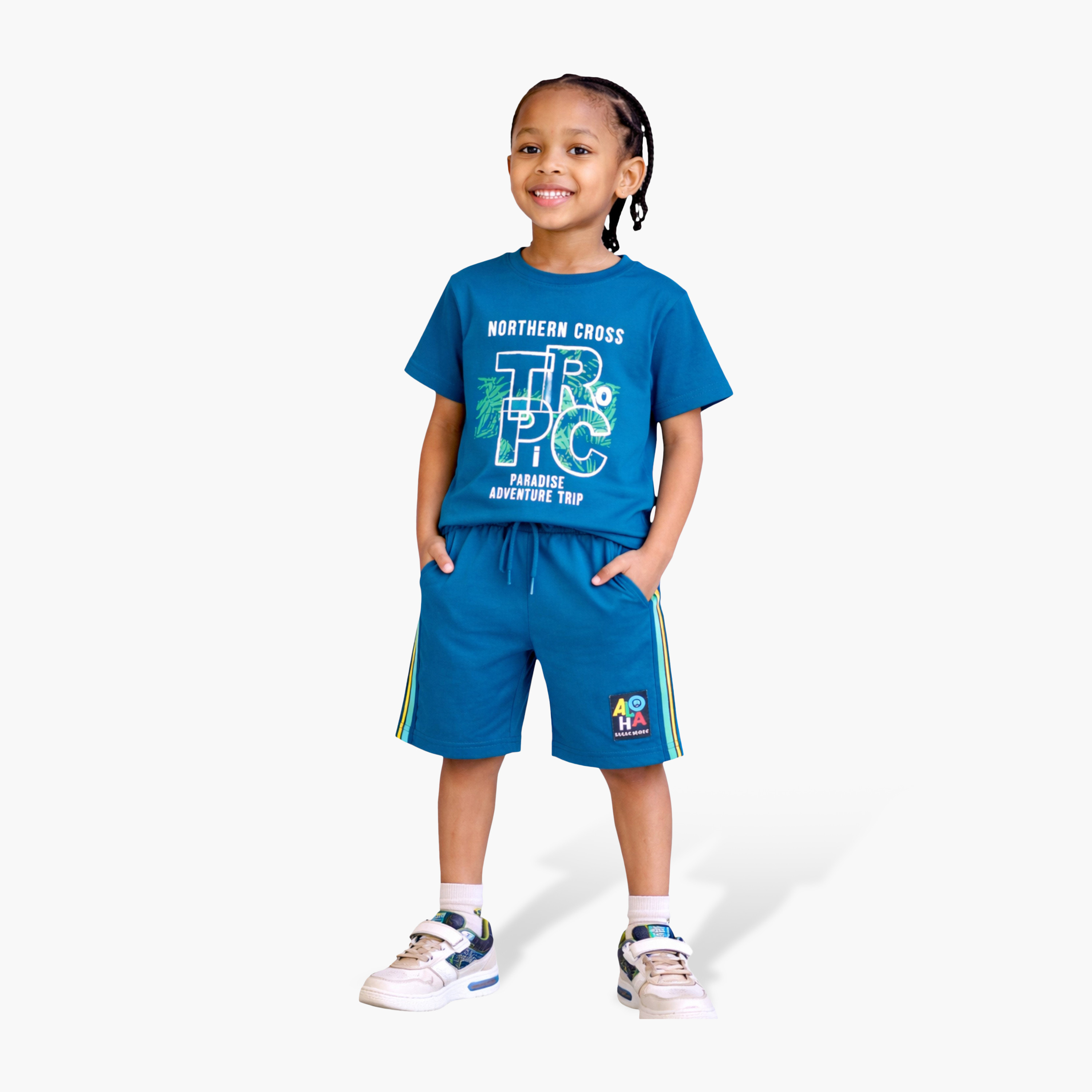 طقم تيشيرت بأكمام نصفية بطبعة أثليتيكس وشورت من فيكتور أند جين-boys-clothing-setsandcoords-image-1