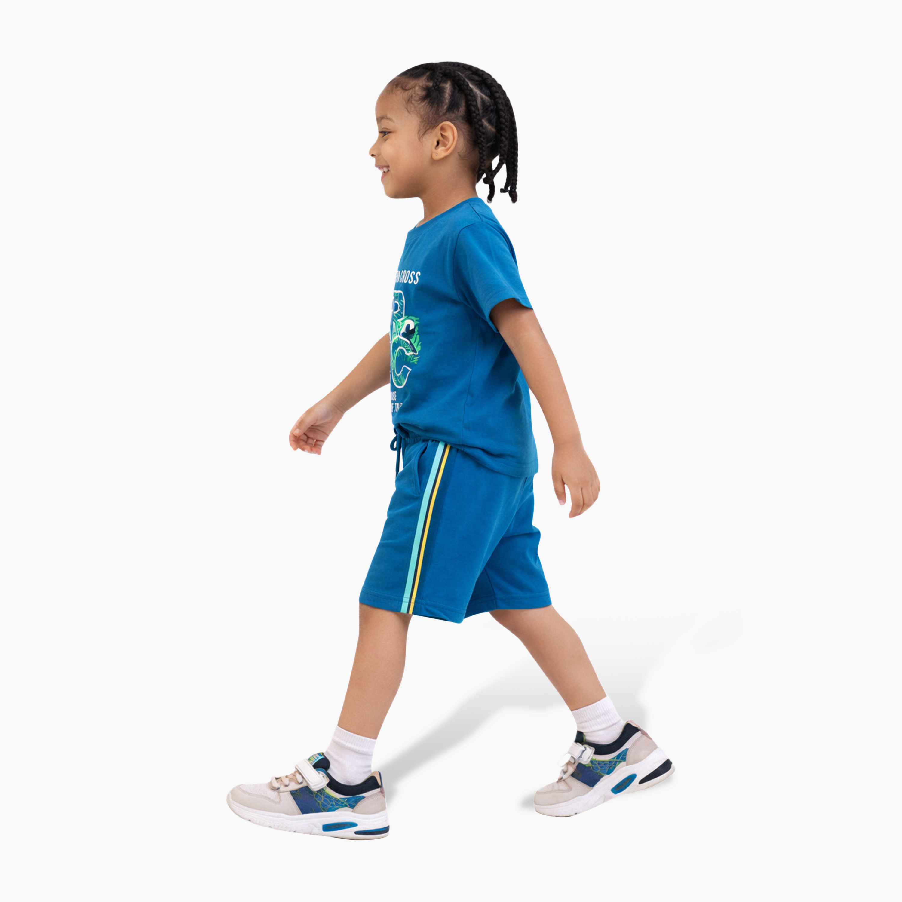 طقم تيشيرت بأكمام نصفية بطبعة أثليتيكس وشورت من فيكتور أند جين-boys-clothing-setsandcoords-image-2