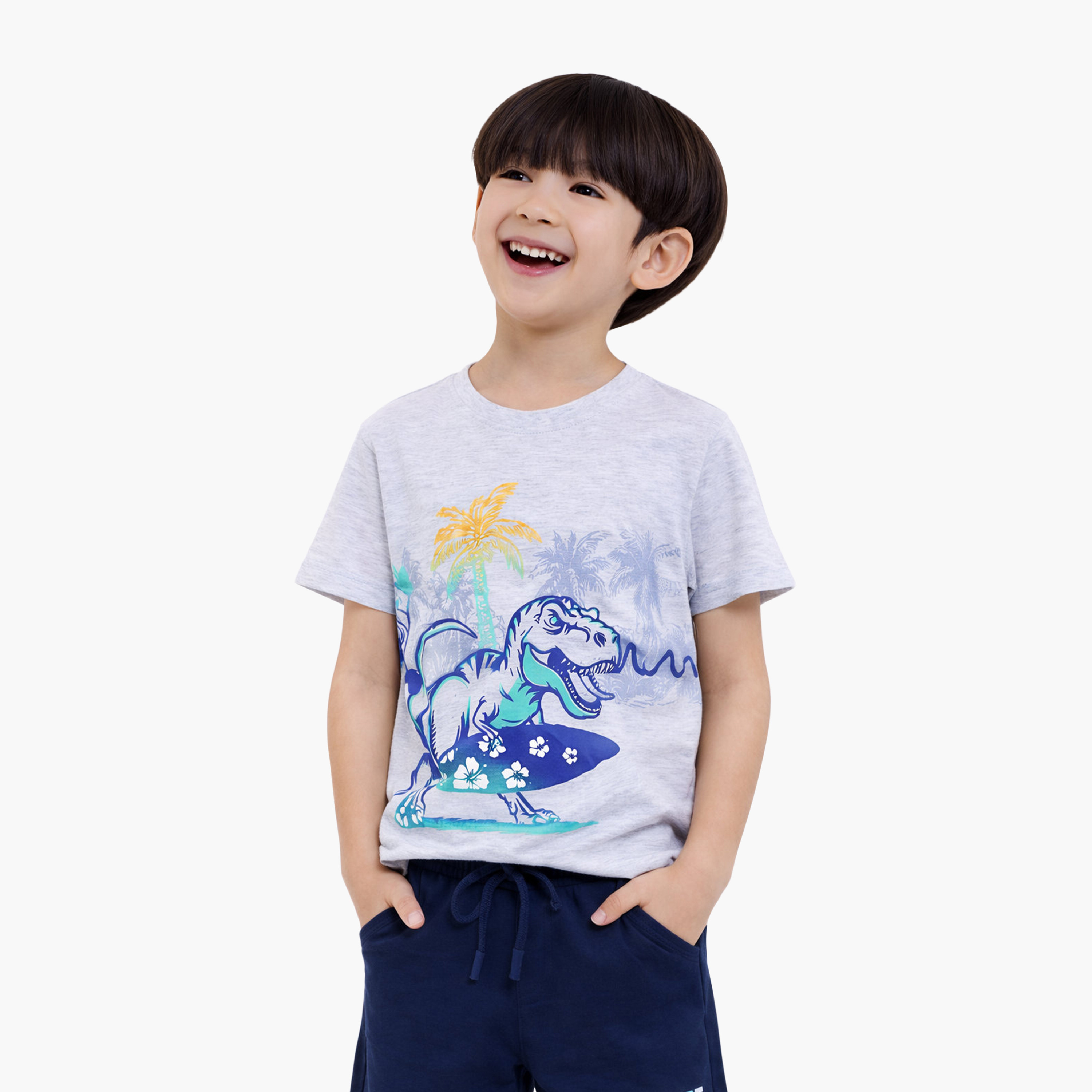 طقم تيشيرت بأكمام نصفية بطبعة دينو سيرفر وشورت من فيكتور أند جين-boys-clothing-setsandcoords-image-2