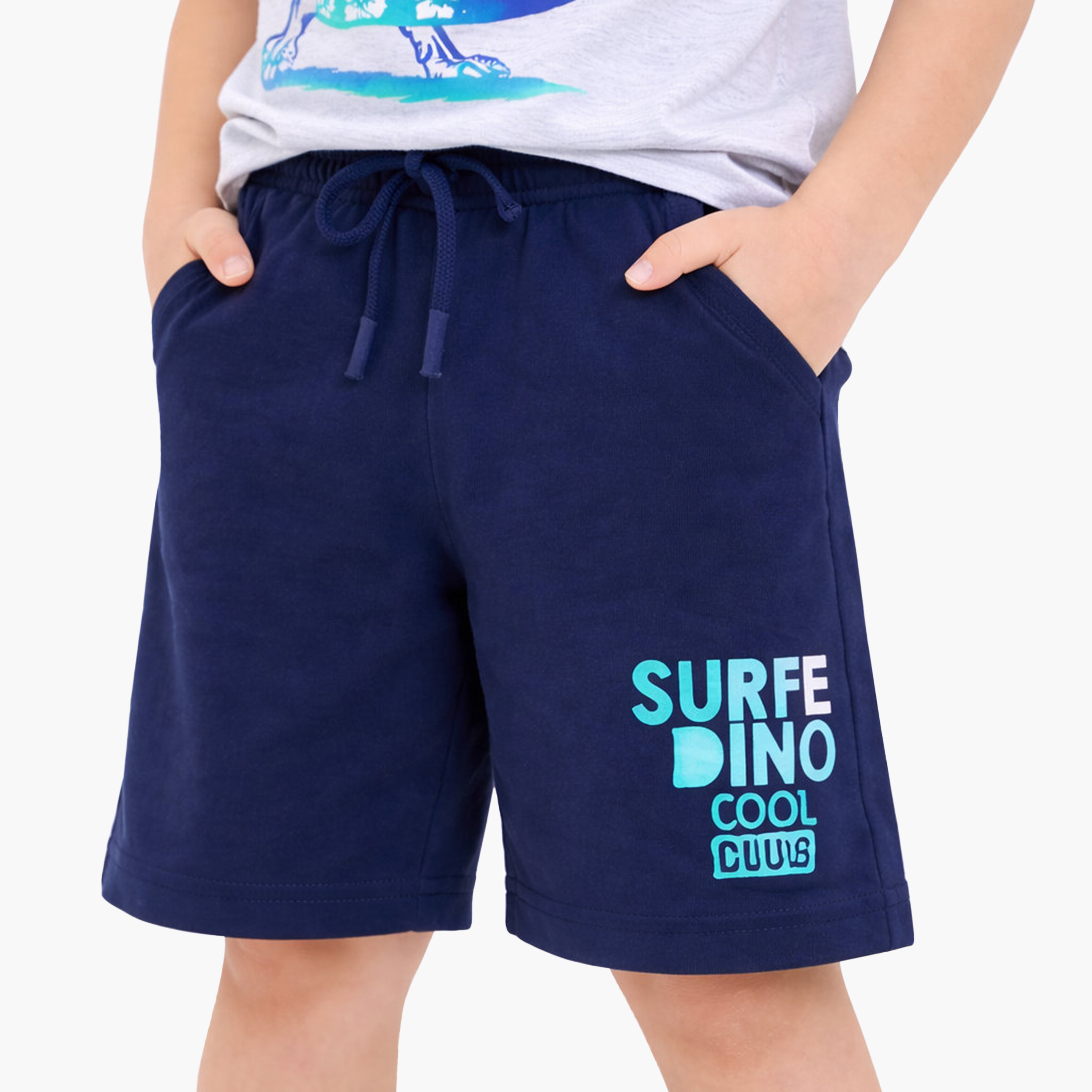 طقم تيشيرت بأكمام نصفية بطبعة دينو سيرفر وشورت من فيكتور أند جين-boys-clothing-setsandcoords-image-6