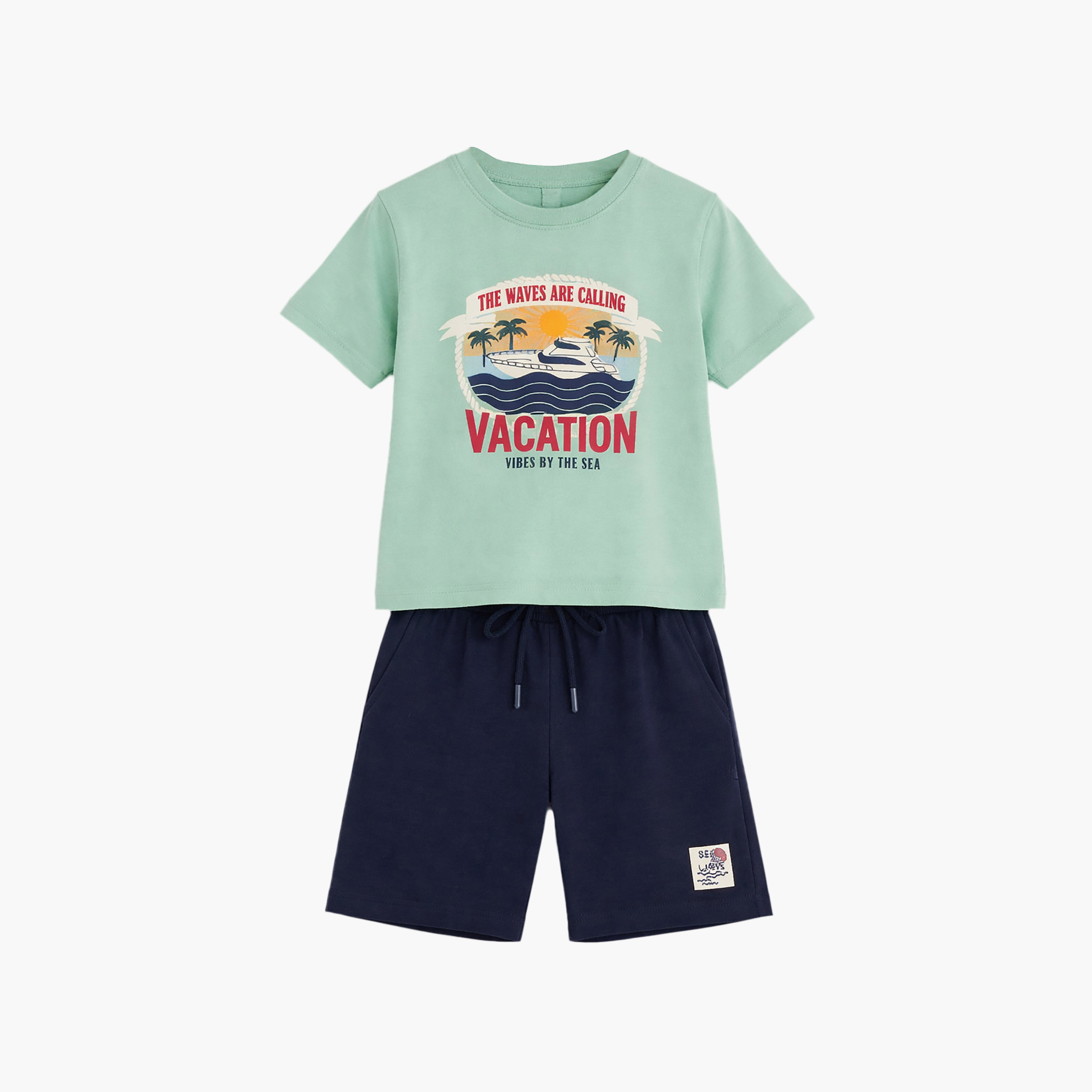 طقم تيشيرت بأكمام نصفية بطبعة فيكيشن وشورت من فيكتور أند جين-boys-clothing-setsandcoords-image-5